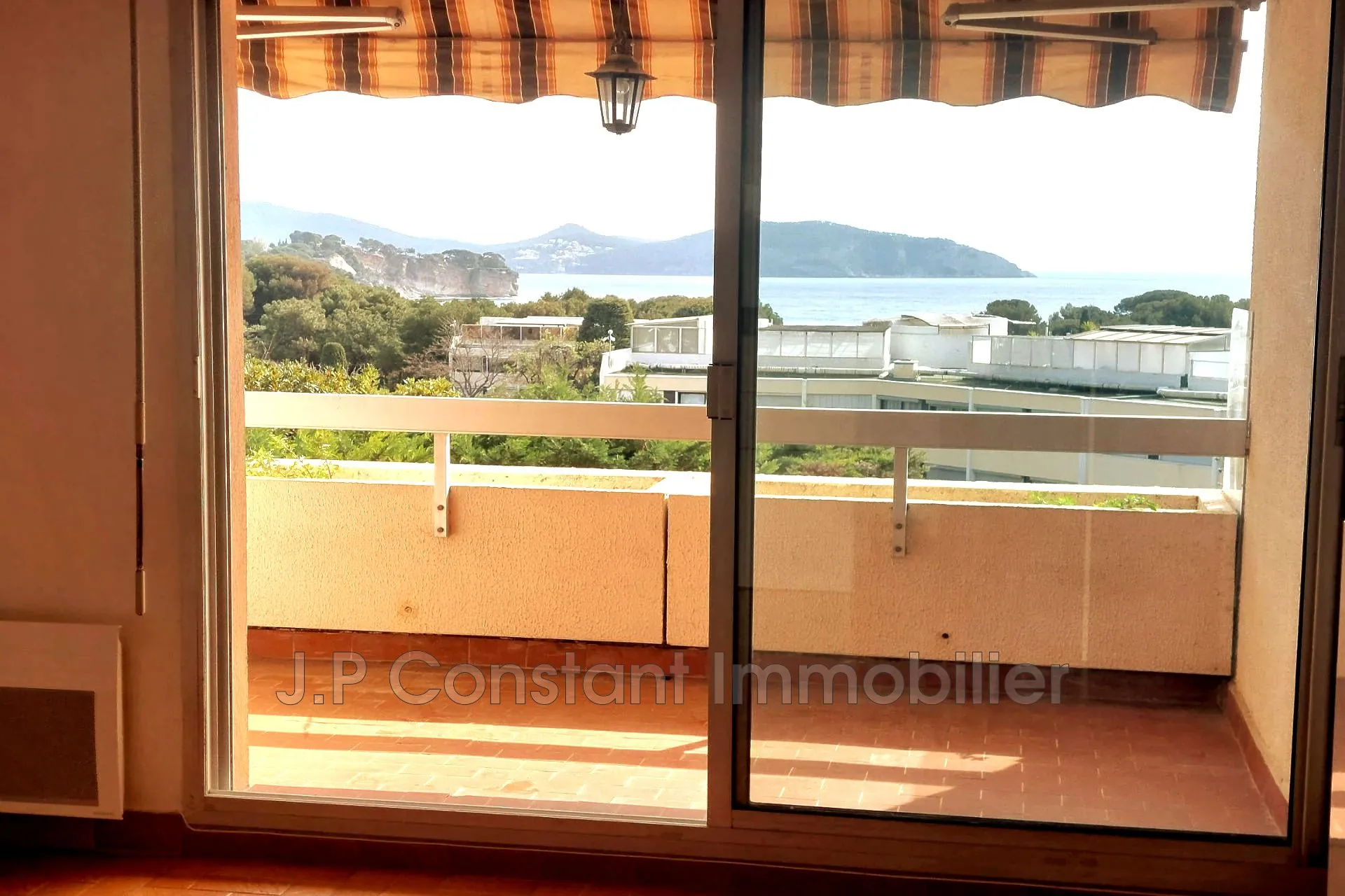 Appartement T1 Bis avec terrasse et vue mer à La Ciotat - Quartier Fontsainte 