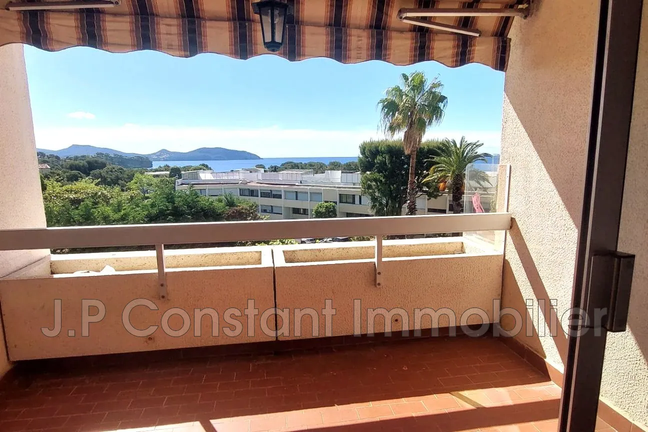 Appartement T1 Bis avec terrasse et vue mer à La Ciotat - Quartier Fontsainte 