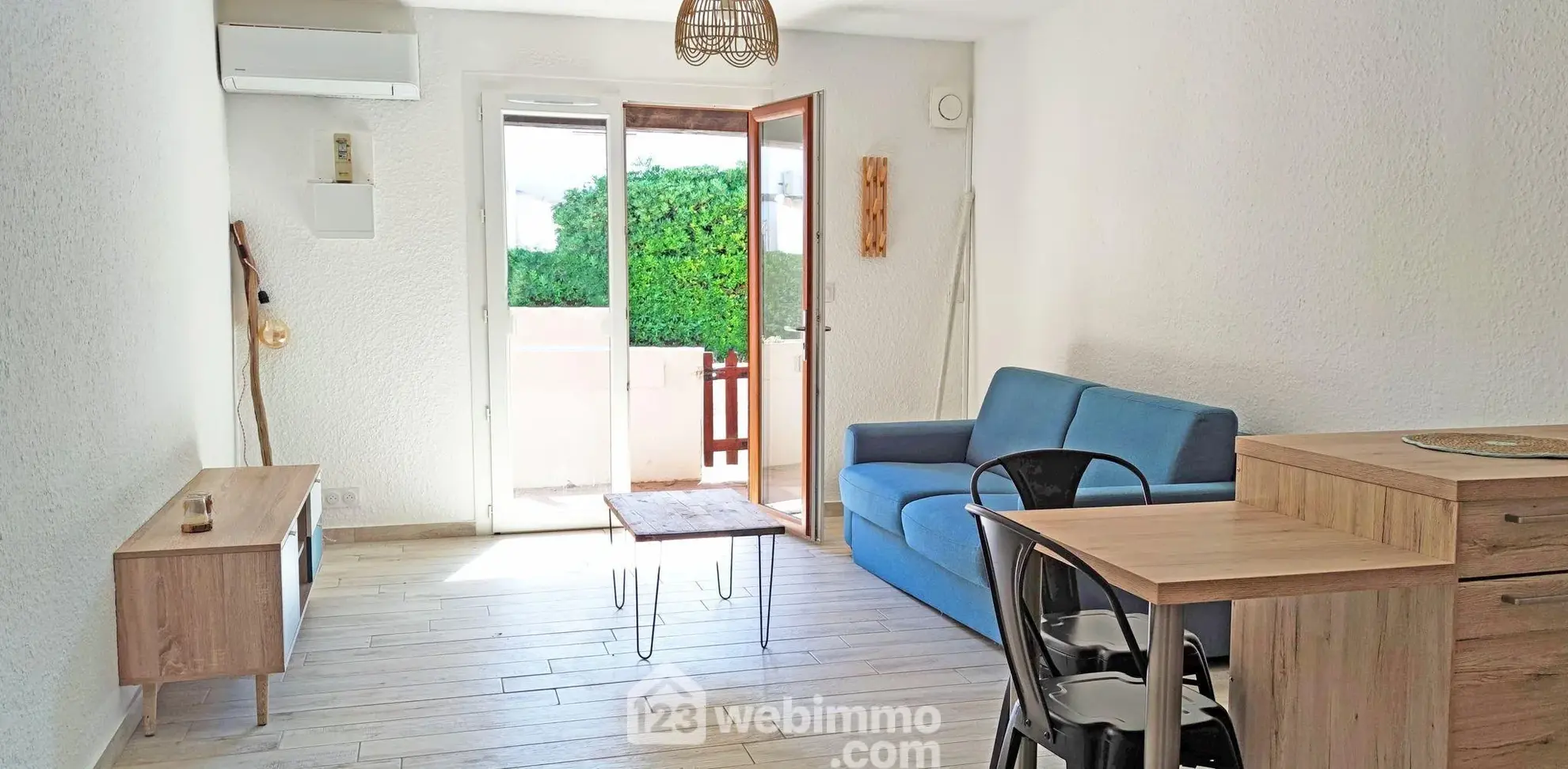 Charmant studio 29 m² rénové avec terrasse à Saintes-Maries-de-la-Mer 