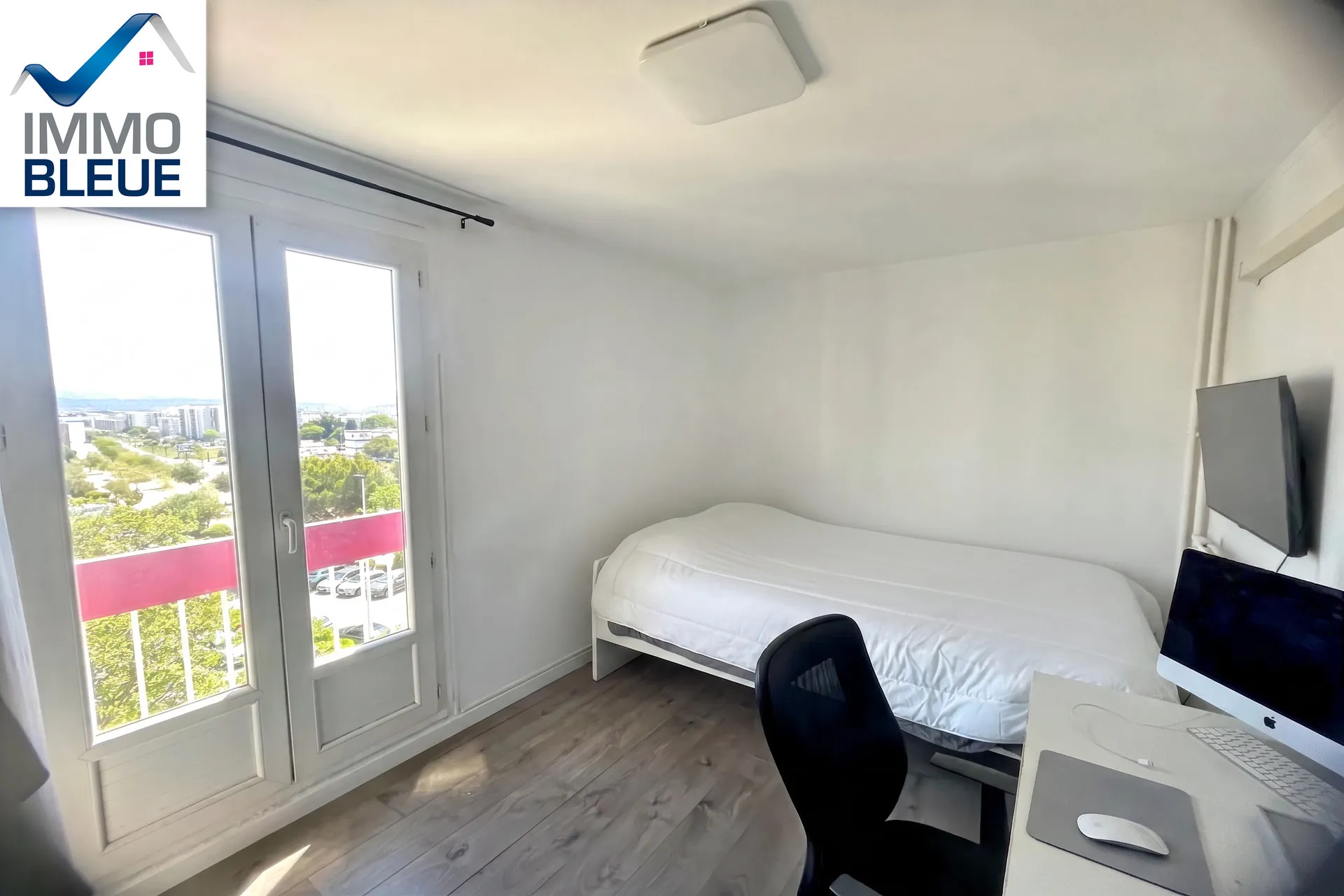 Appartements T4 à vendre à Vitrolles avec vue sur l'étang 