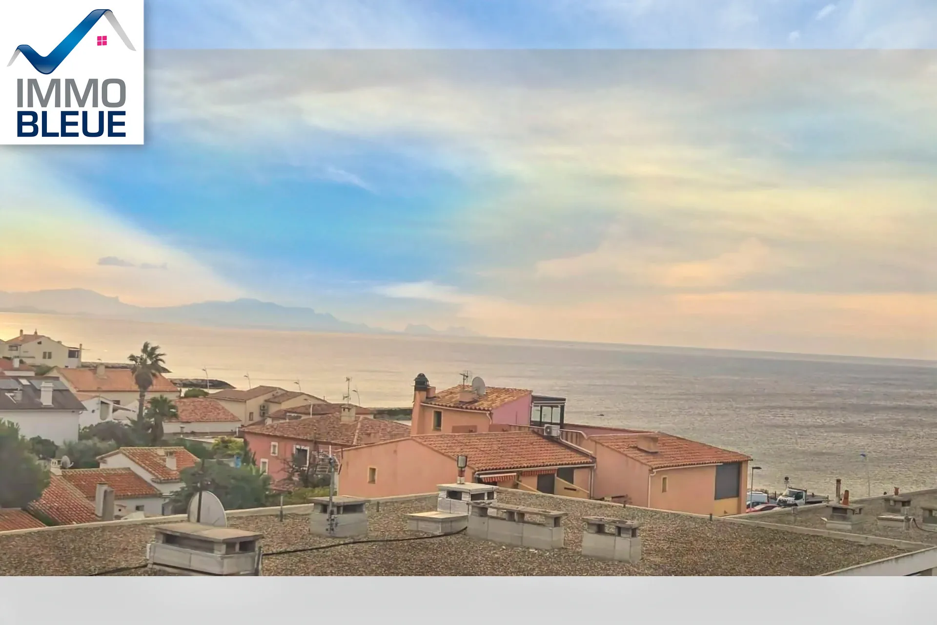 Studio à vendre à Sausset-les-Pins avec vue sur la mer au dernier étage