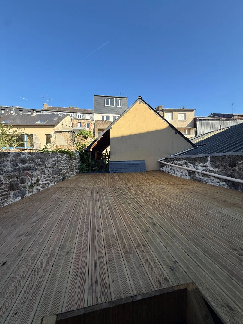 Appartement T2 rénové avec terrasse à Saint-Brieuc en vente