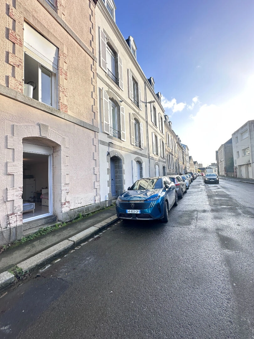 Studio loué de 29 m² à Saint-Brieuc – Idéal investisseur avec revenu immédiat