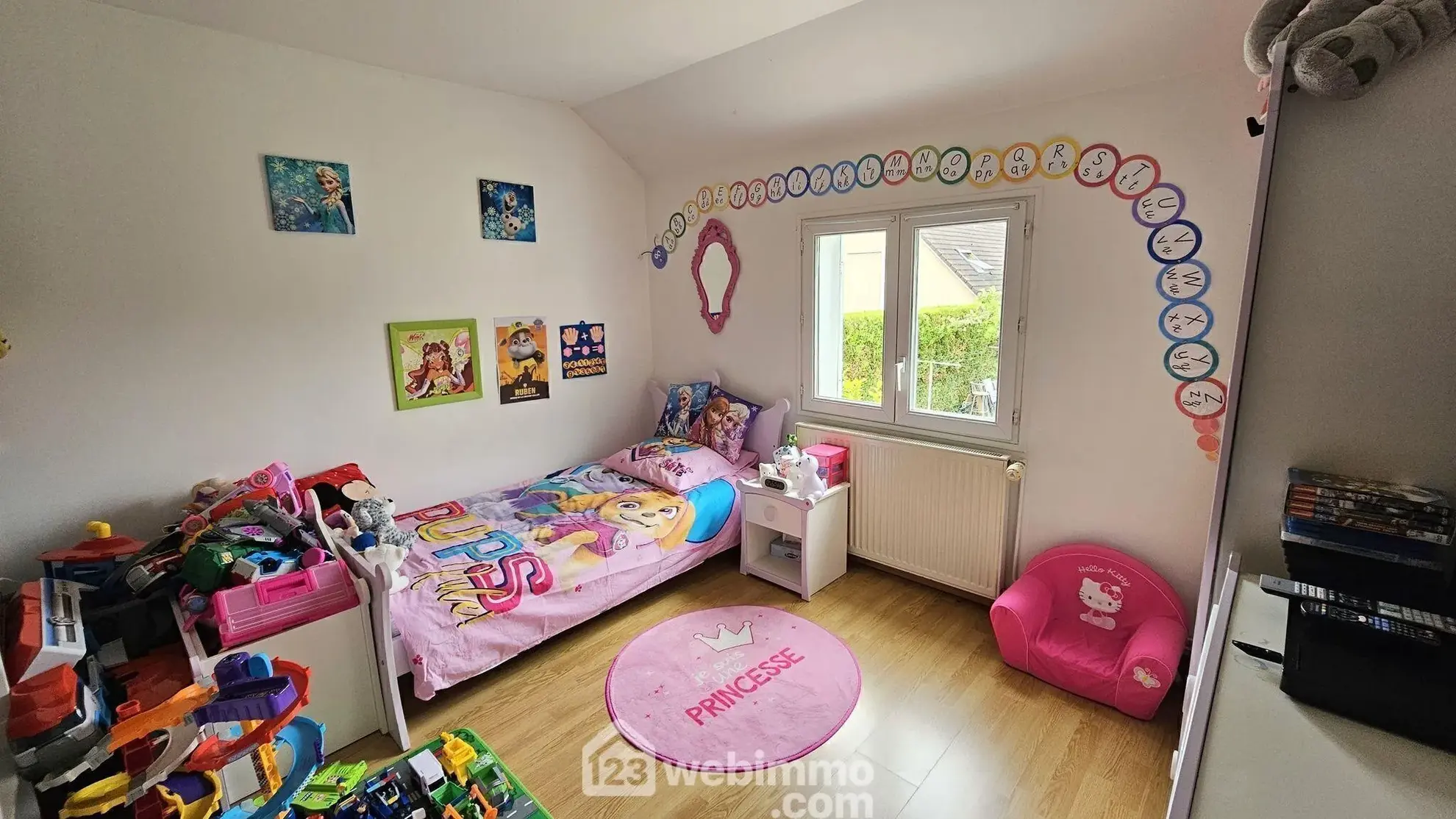 Belle maison de plain-pied de 91 m² à Milly-la-Forêt avec jardin et garage 