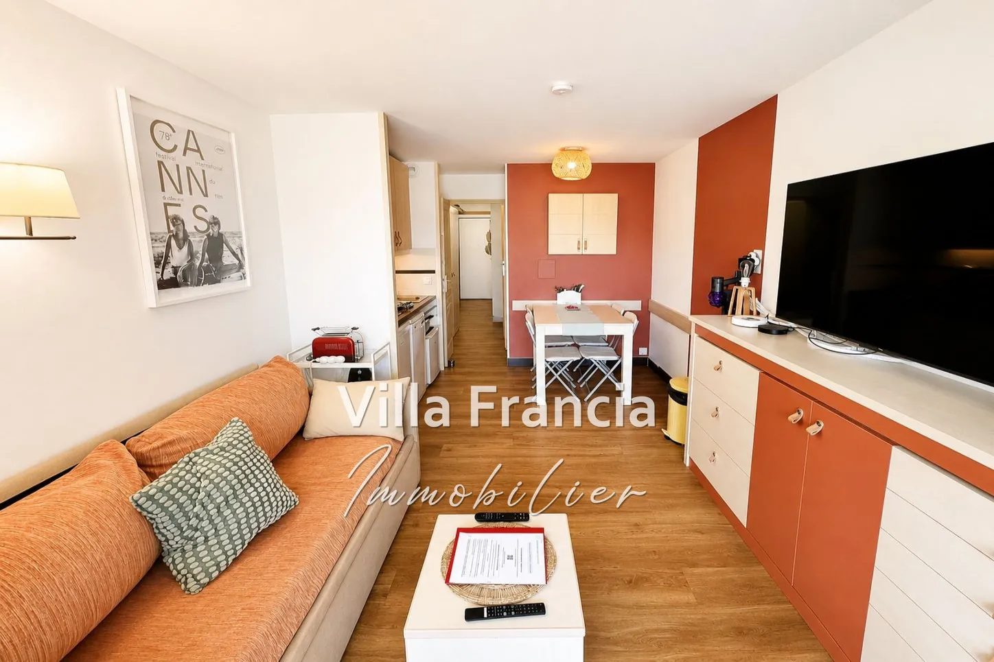 Appartement 2 pièces à vendre à Cannes avec piscine et parking privatif 