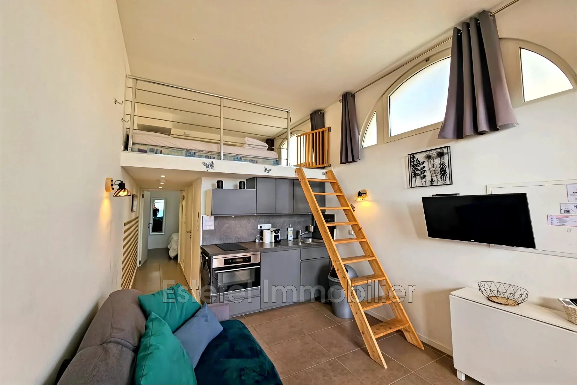 Appartement 2 pièces avec vue mer à Agay, résidence sécurisée 