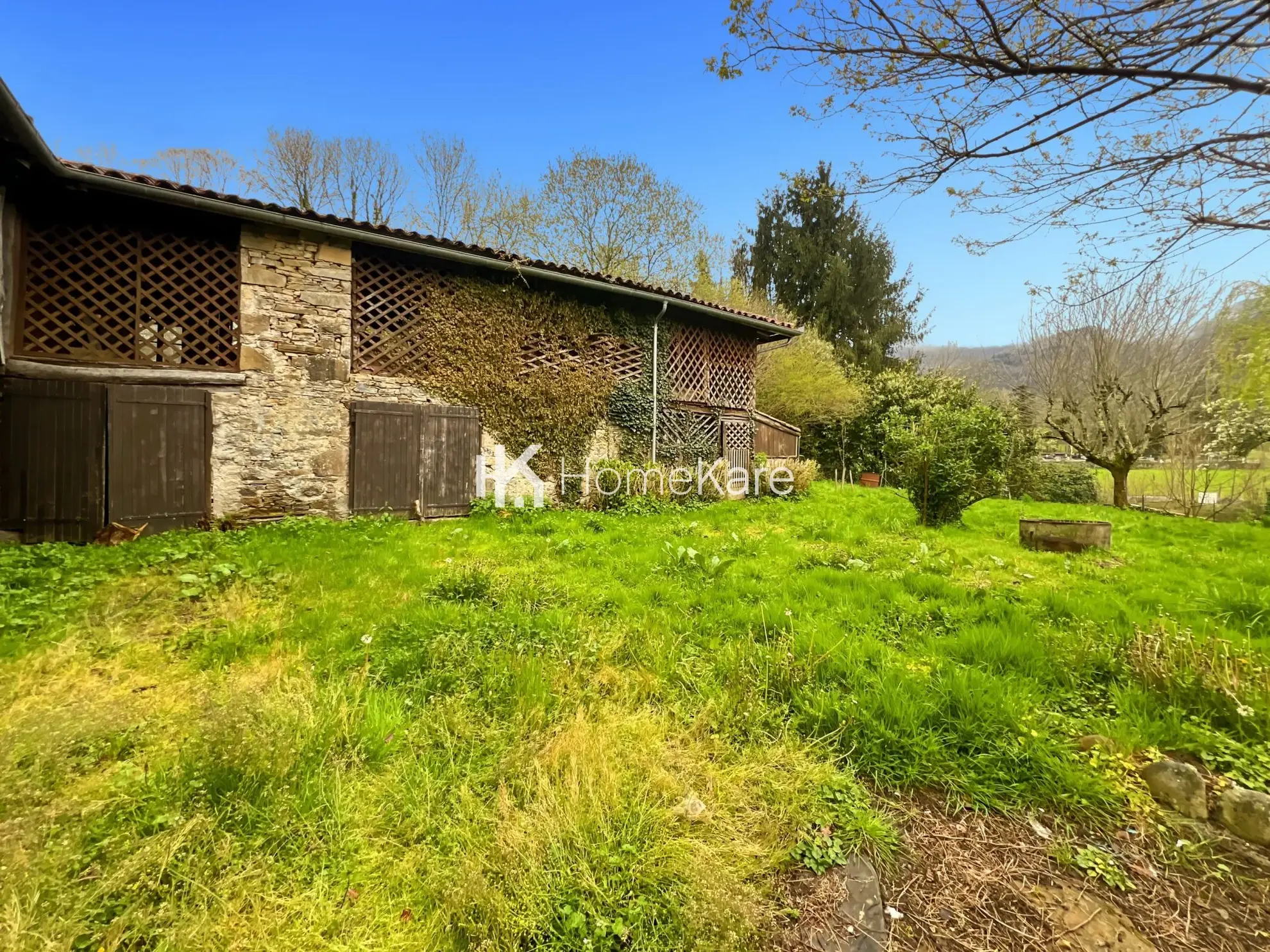 Maison avec vue montagne à Arbas - 6 chambres et terrain de 1000 m² 