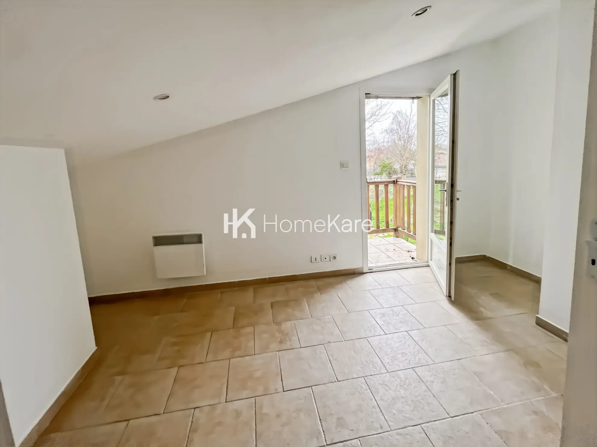 Ensemble immobilier idéal pour investissement à Cassagnabère Tournas - 220 m² 