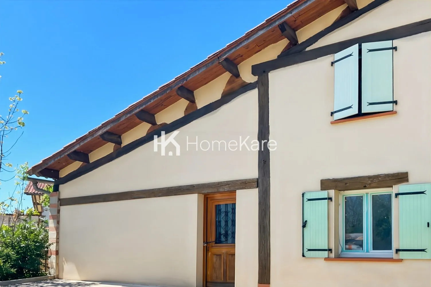 Ensemble immobilier idéal pour investissement à Cassagnabère Tournas - 220 m² 