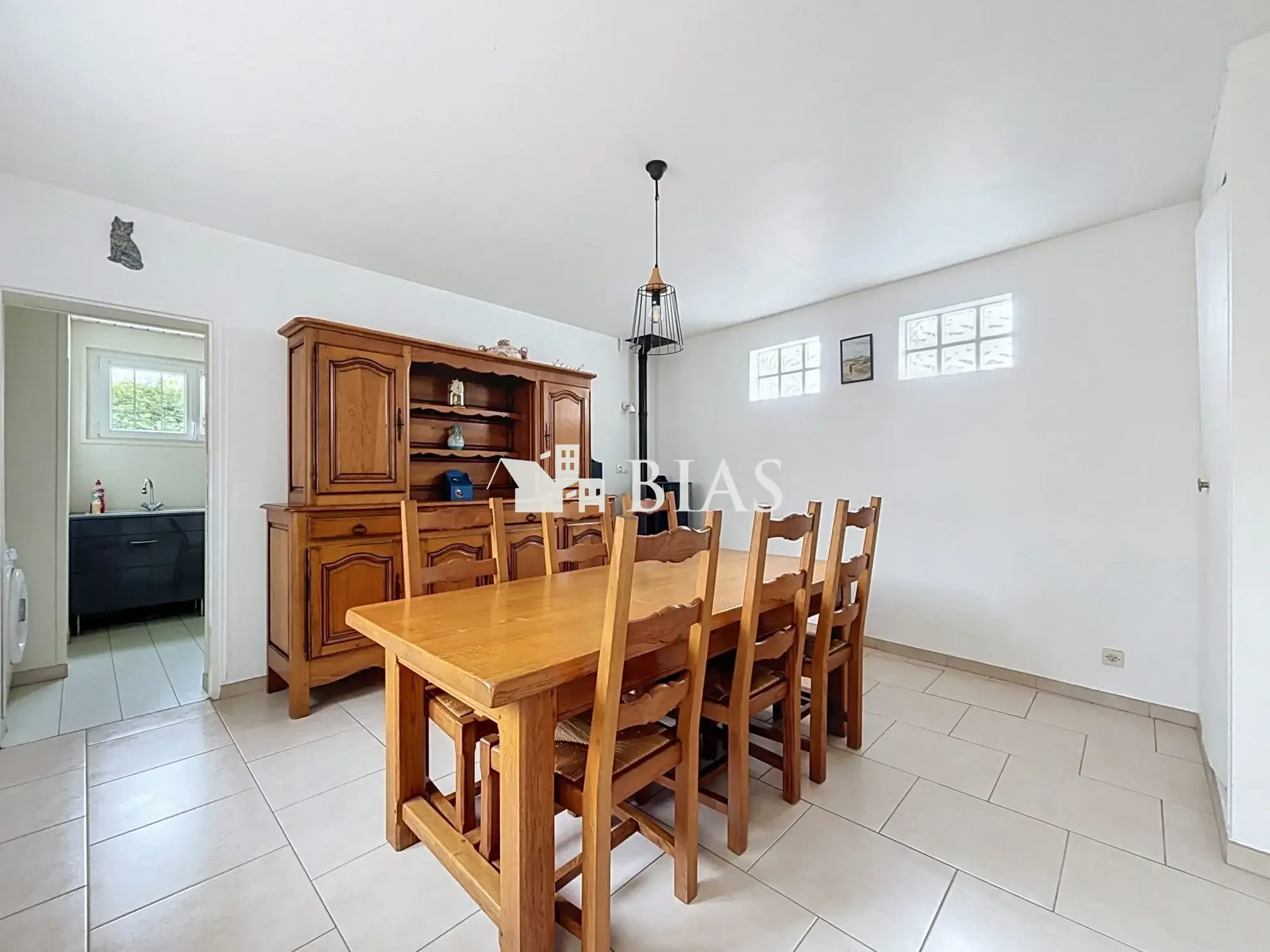 Maison familiale 3 chambres avec jardin et terrasse à Louviers 