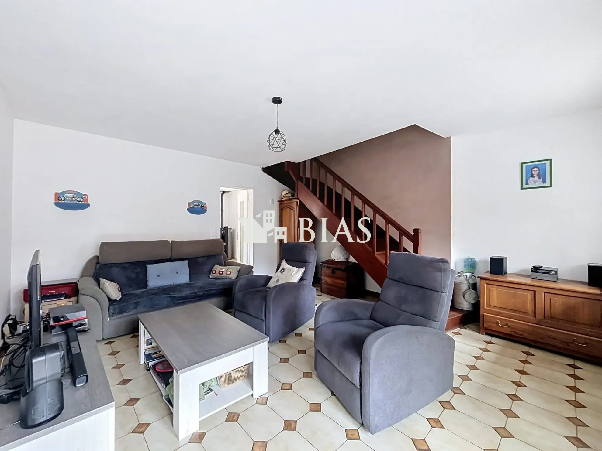 Maison familiale 3 chambres avec jardin et terrasse à Louviers 