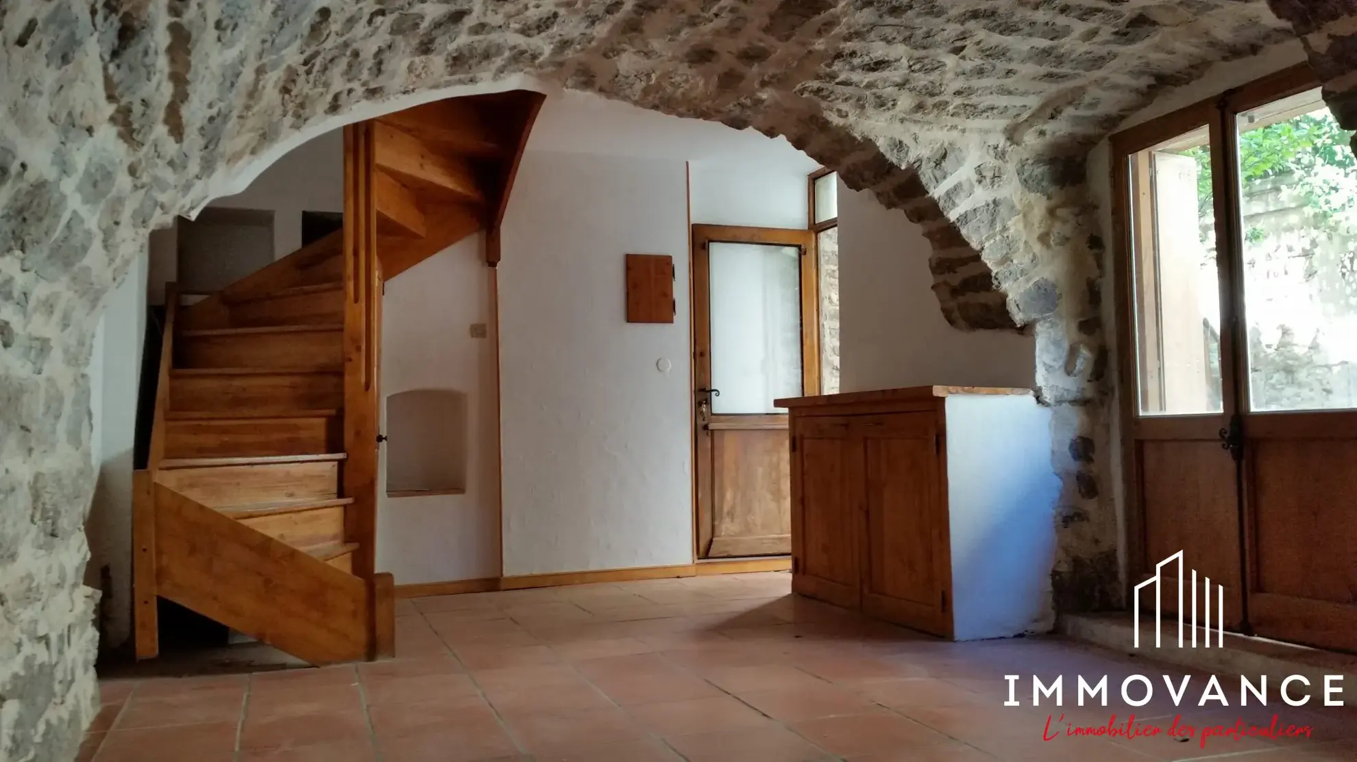 Maison de village authentique à Viols-le-Fort pour investissement locatif 