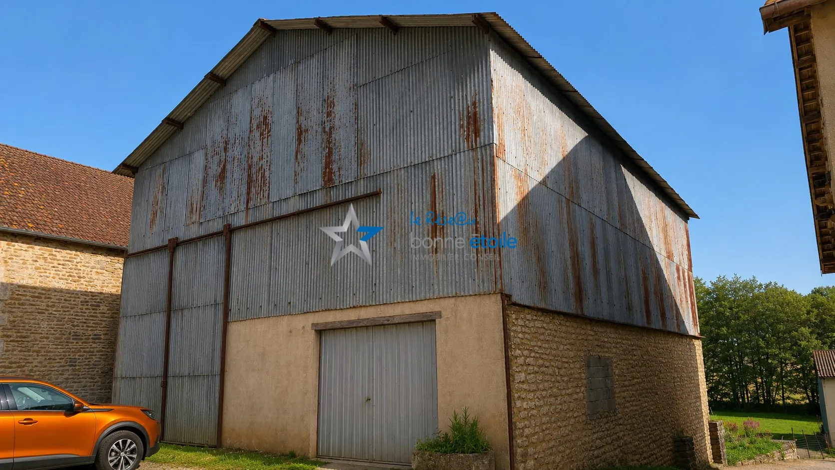 Ensemble immobilier avec maison et bâtiment de 150 m² à Montigny le Roi