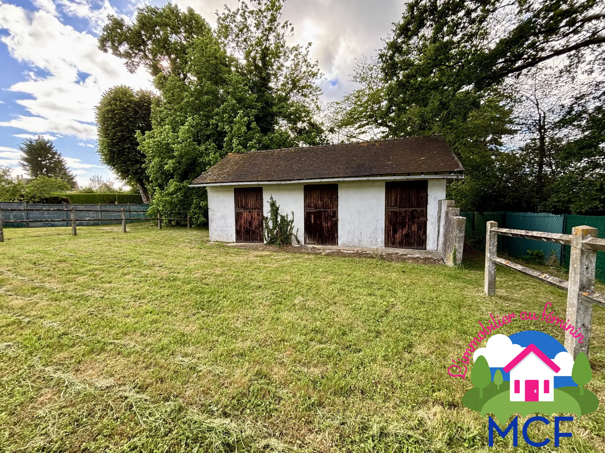 terrain constructible de 1528 m² à Bonnières et Bréval dans les Yvelines