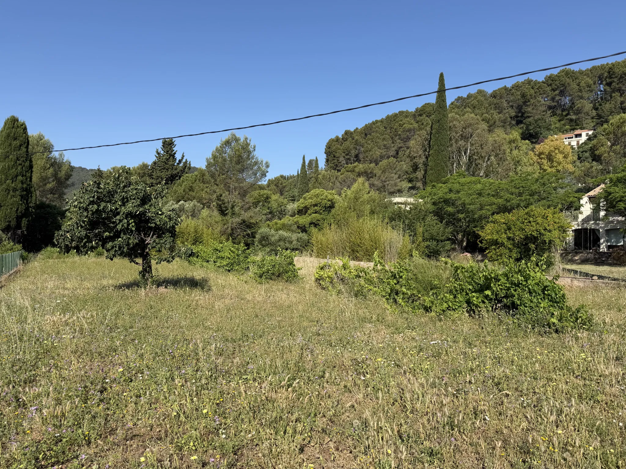 Terrain constructible de 583 m² à Sollies-Pont, secteur Bancaous - exclusivité