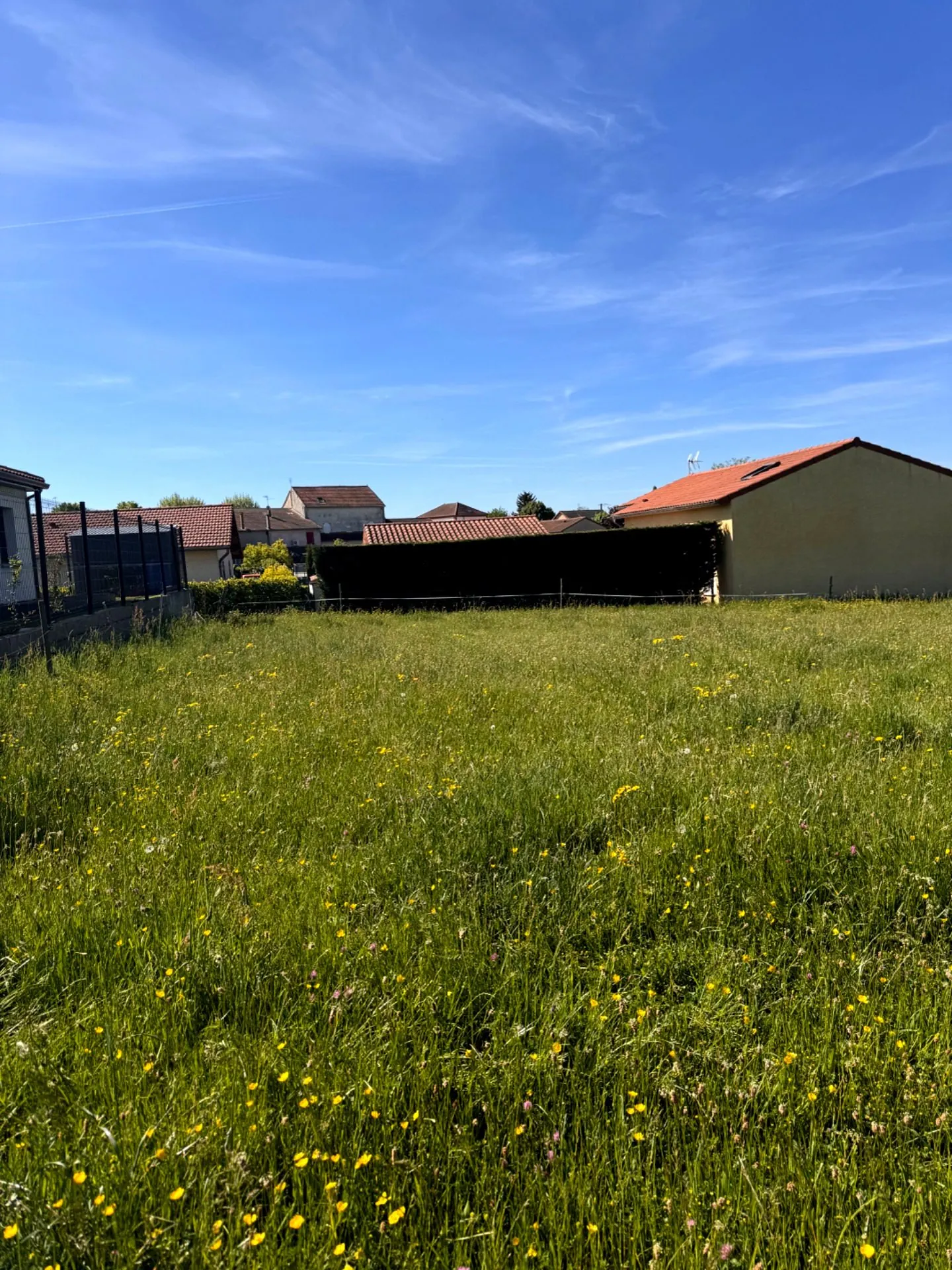 Terrain constructible à Pradines – Opportunité à saisir