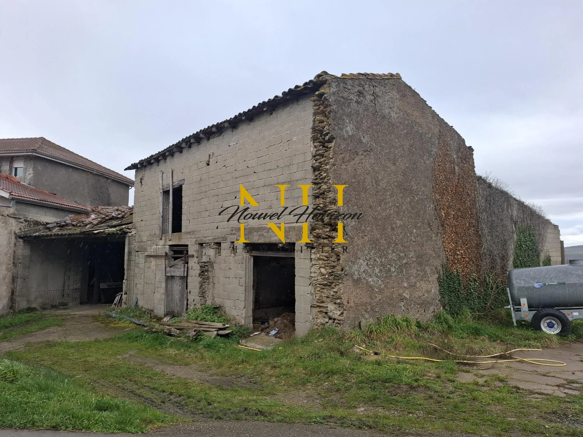 A vendre terrain résidentiel de 1045 m² à Trêves avec vue dégagée