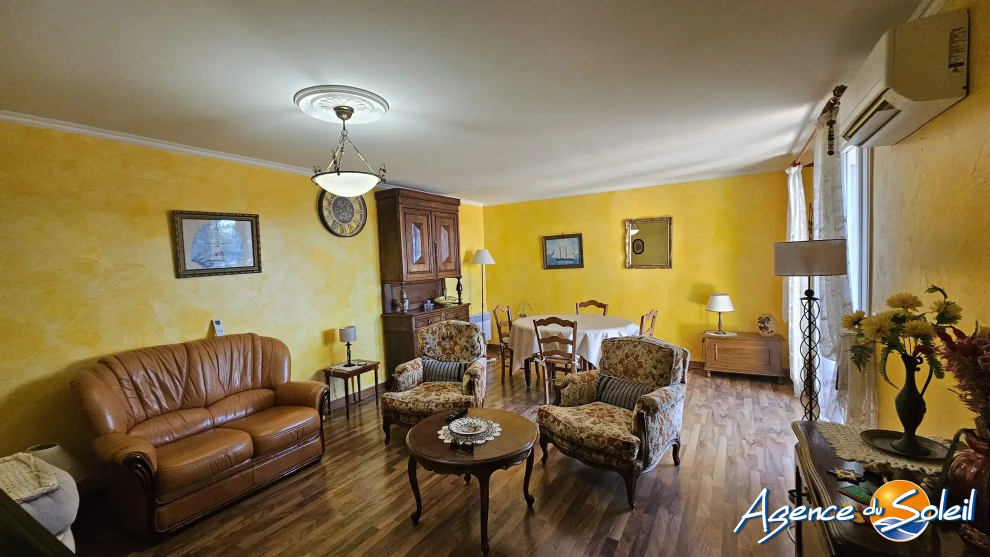 Appartement T4 avec terrasse, parking et vue dégagée à Narbonne