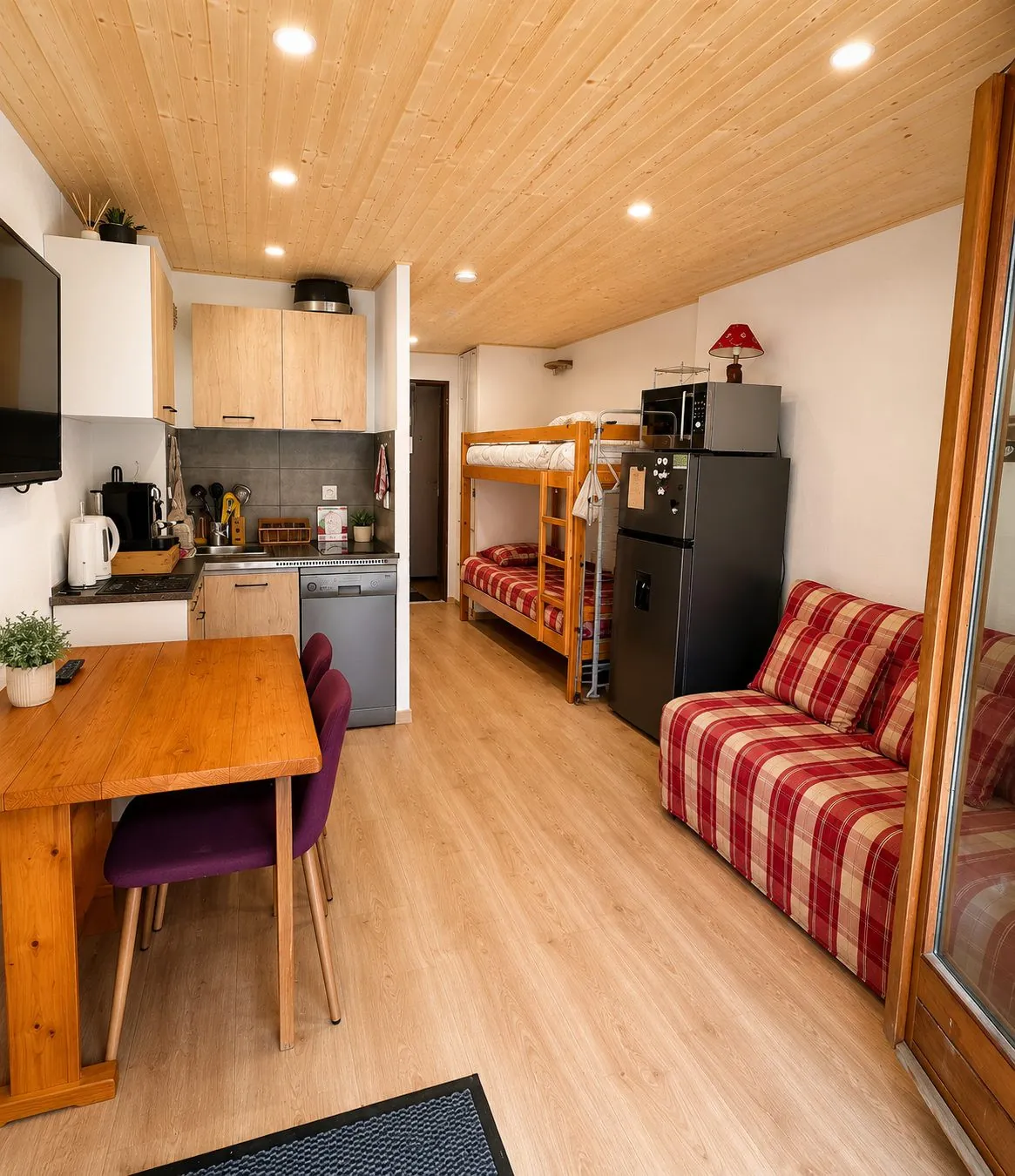 Appartement à vendre à Bellevaux, 23,48 m² avec terrasse et vue campagne