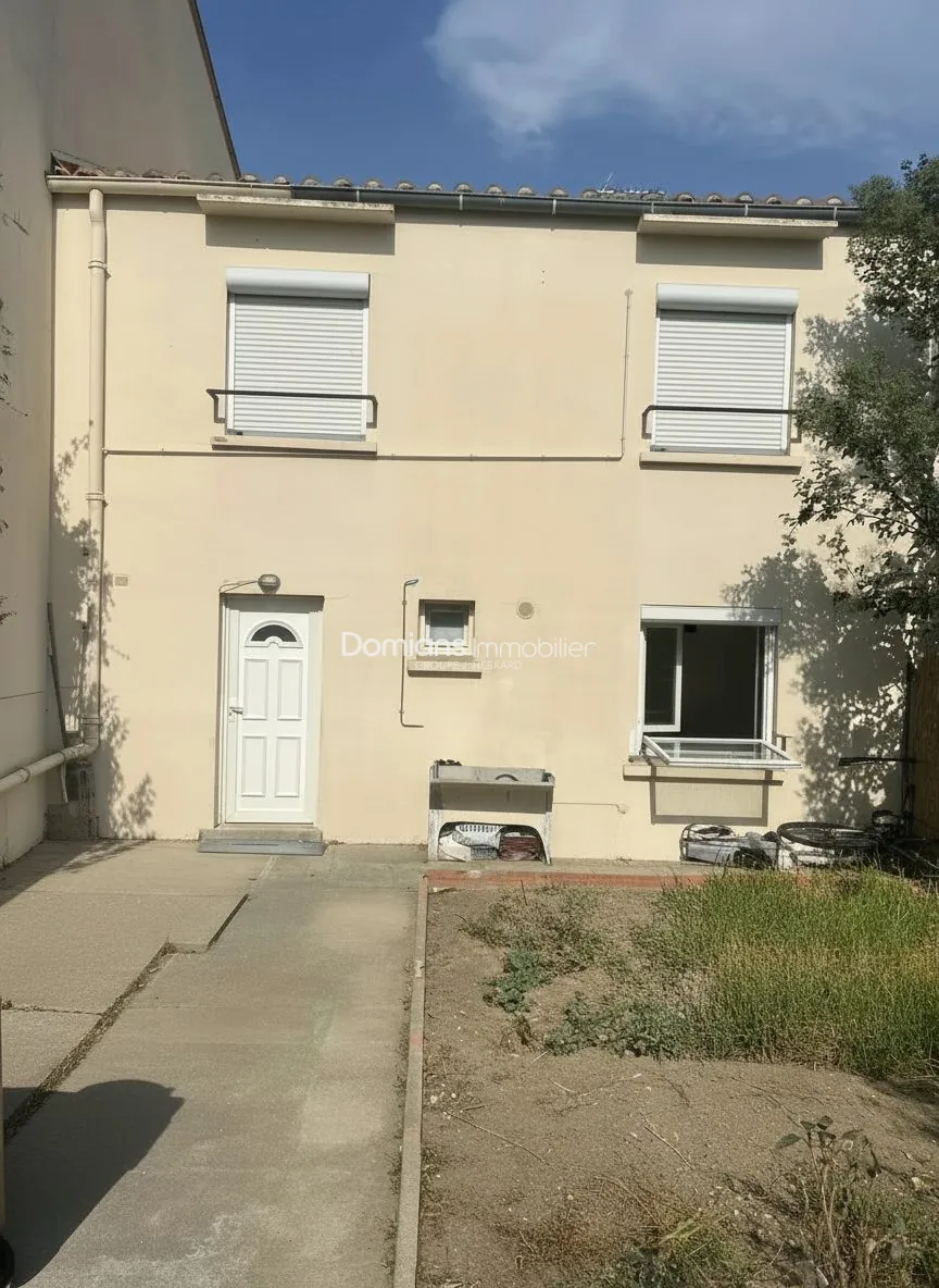 Maison de ville à Perpignan Saint-Assiscle avec 2 appartements loués pour investissement