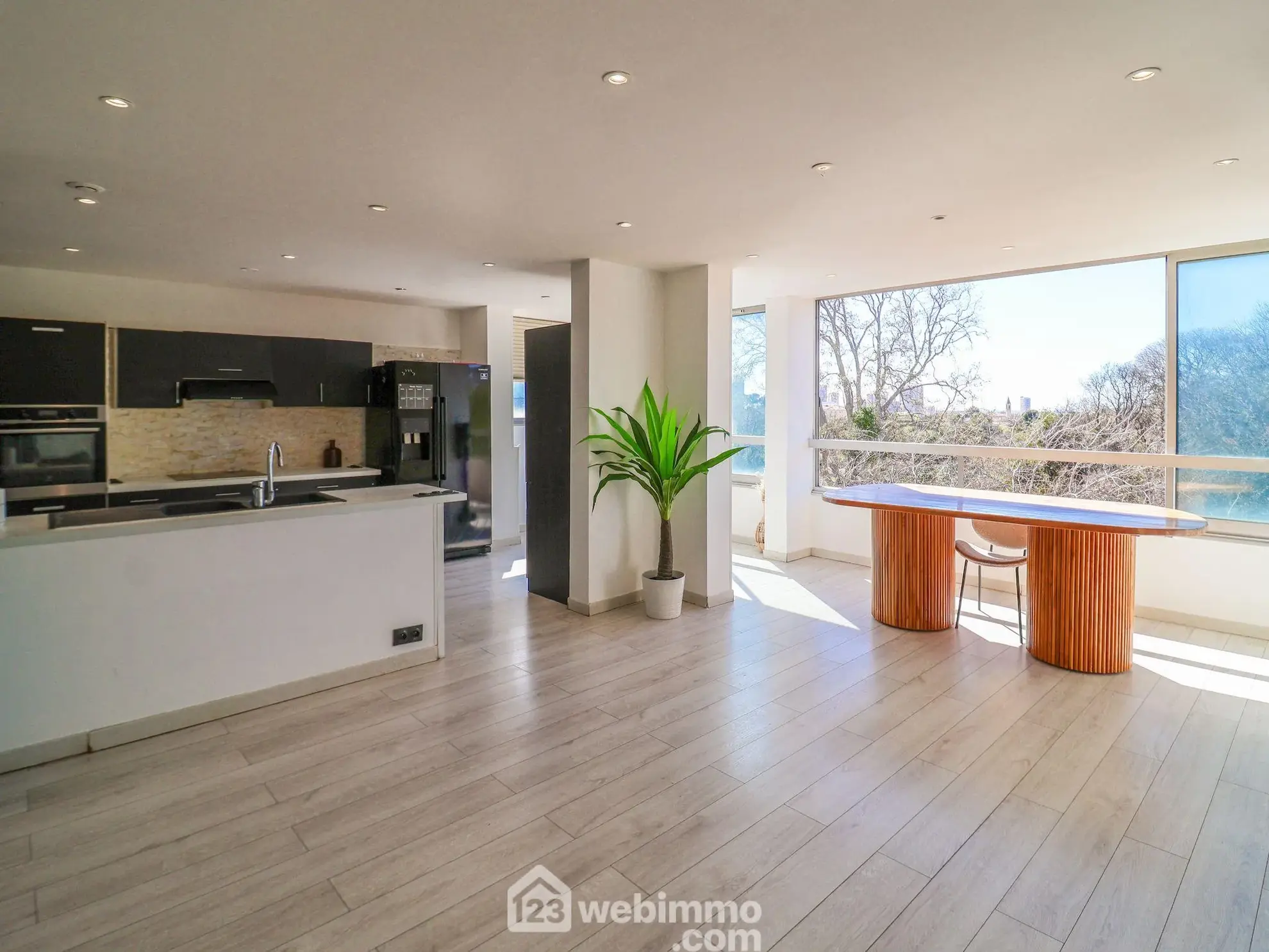 Charmant appartement de 104 m² avec parking à Marseille - Le Cabot