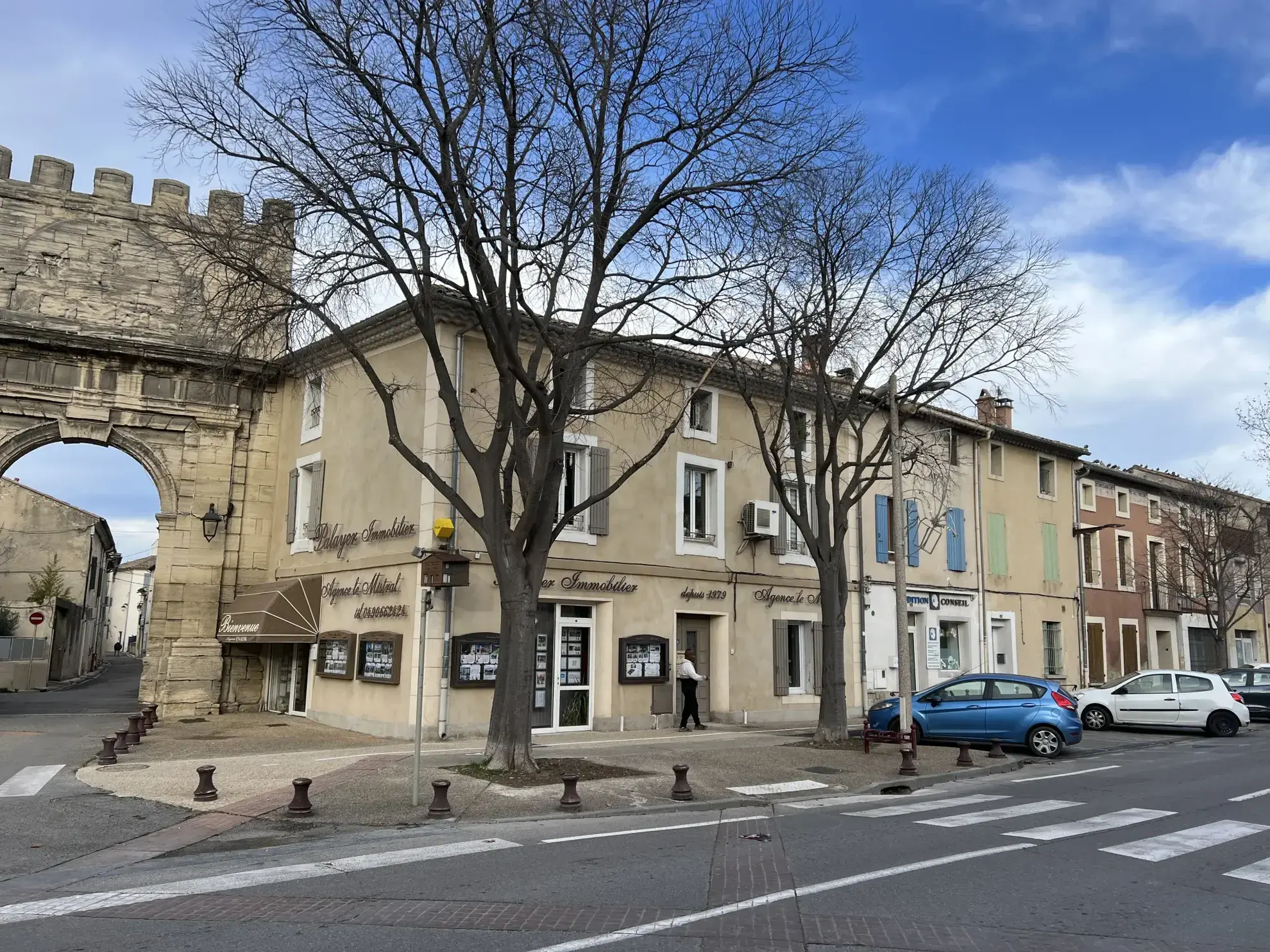 Investissement immobilier à Avignon : immeuble de 122 m² avec 3 appartements loués