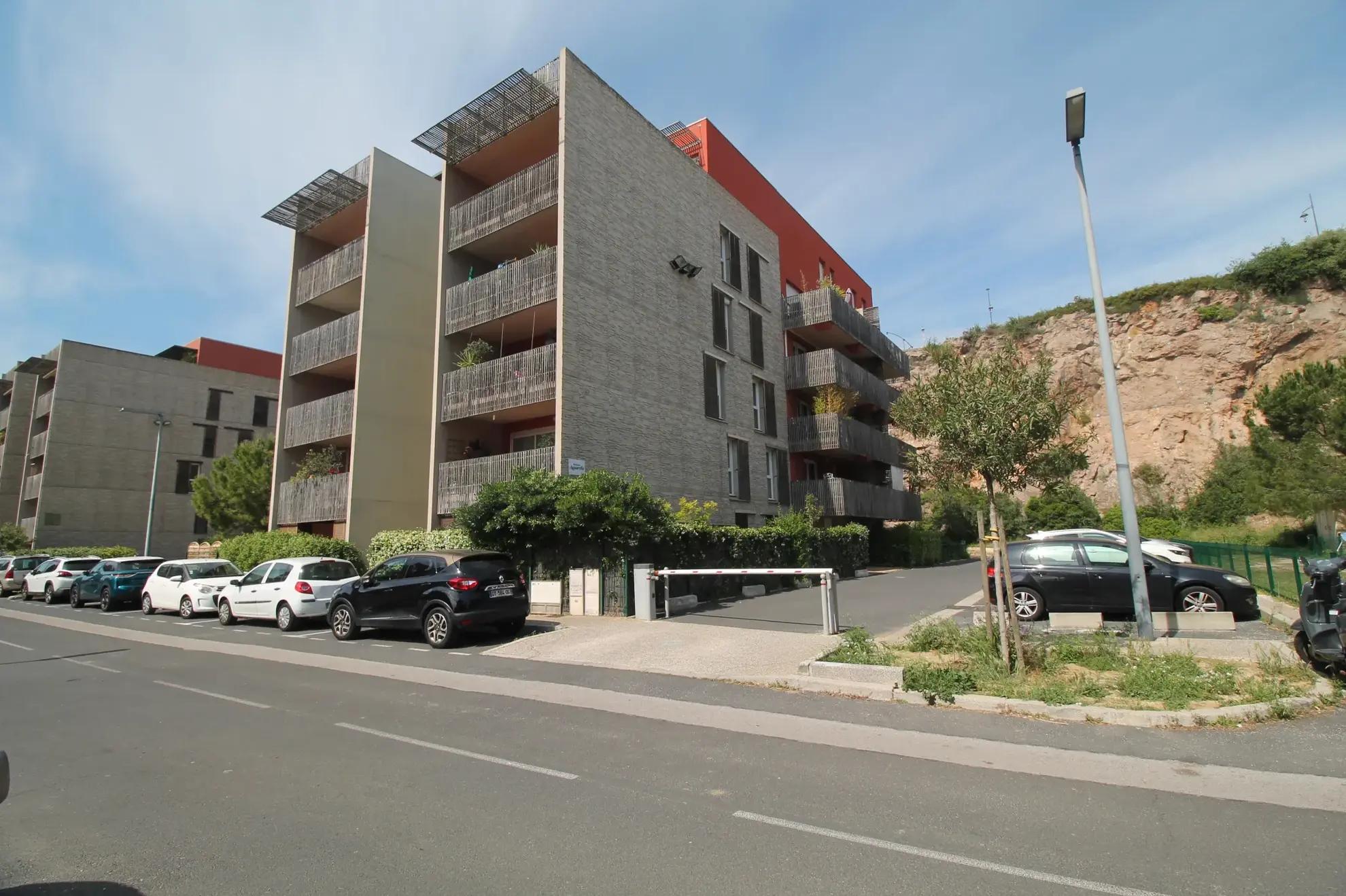 Appartement T3 avec jardin, terrasse et parking à Balaruc-Les-Bains