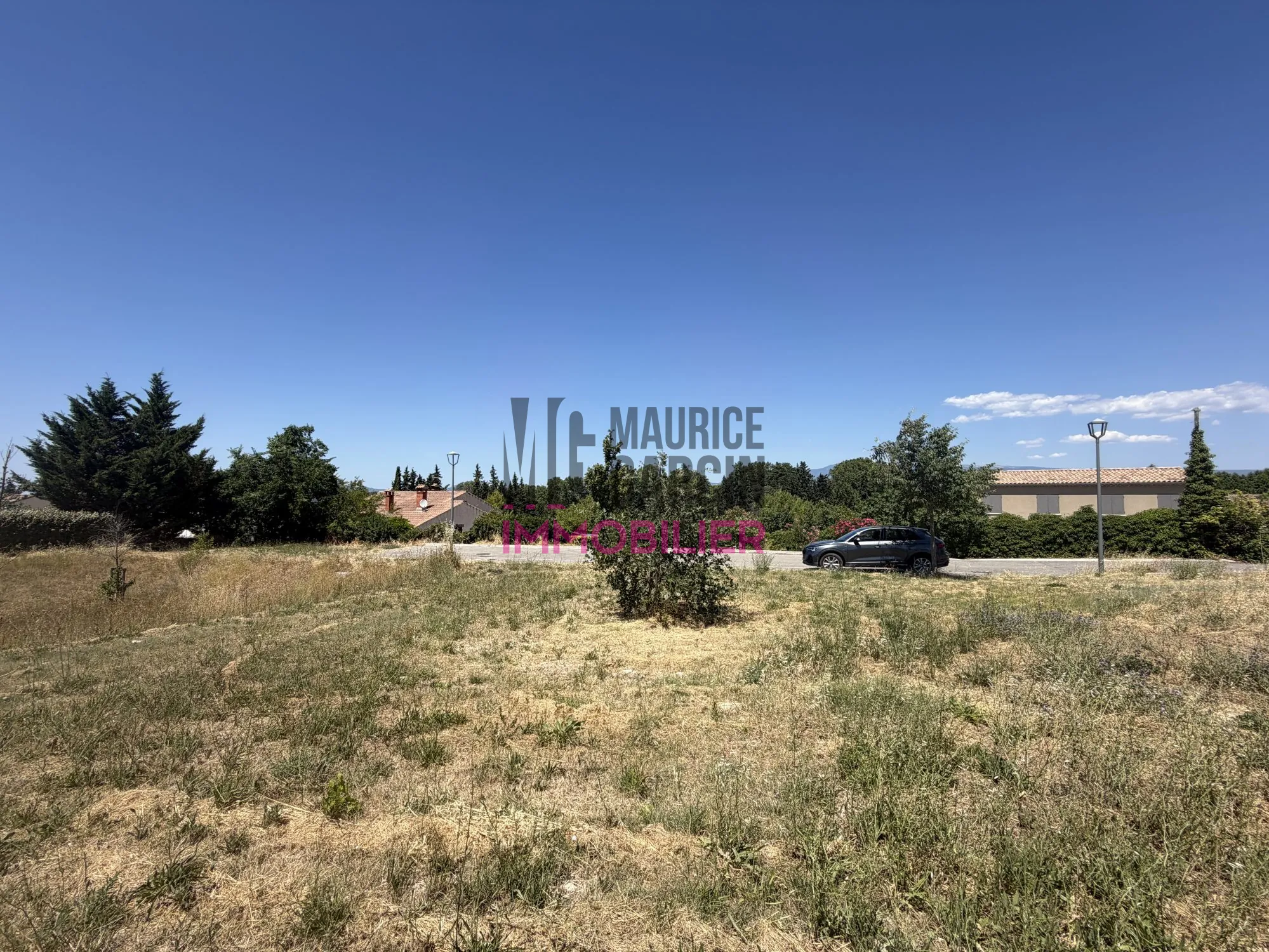 Terrain constructible à vendre à Saint Didier avec vue et emplacement calme
