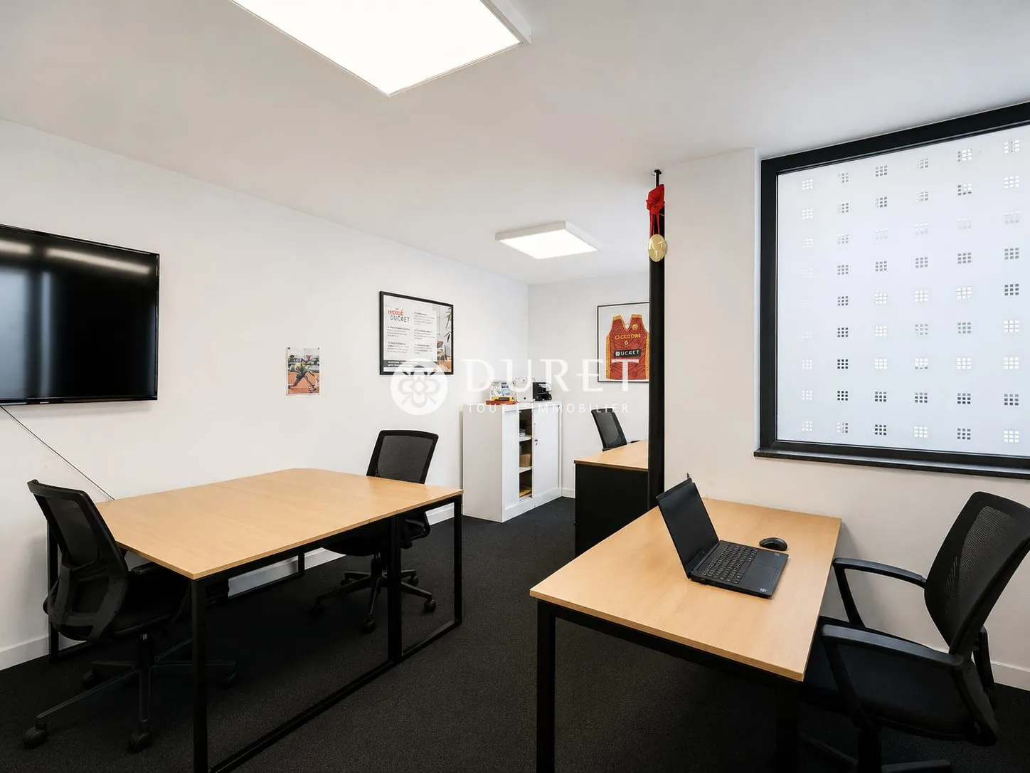 Vente local professionnel à Clisson - Surface 78 m², prix 172 800 €