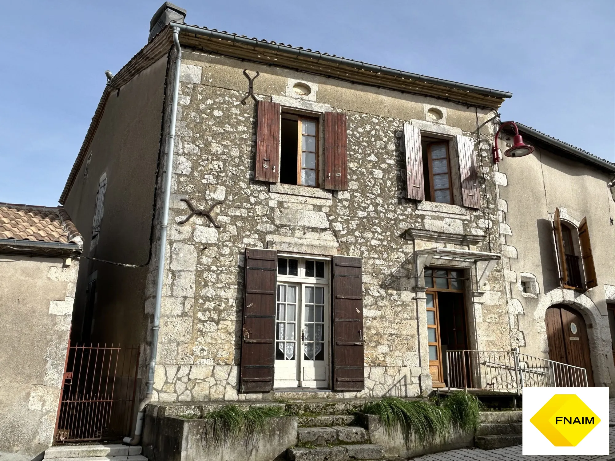 Belle maison de 163 m² avec jardin à Hautefage-la-Tour