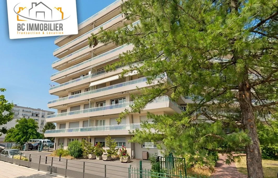 Studio loué à Ferney-Voltaire, idéal investissement - 33 m²
