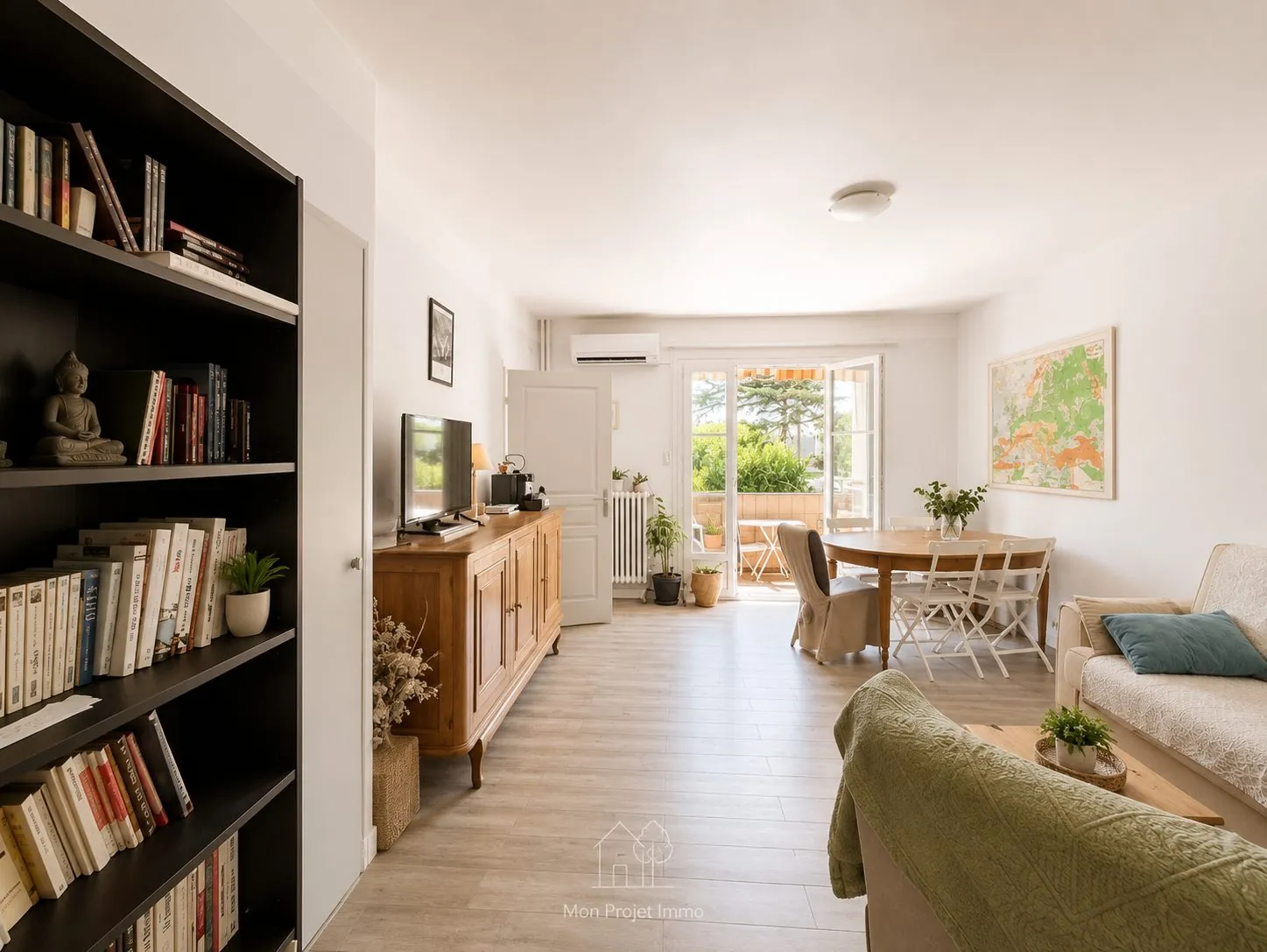 Appartement T3 avec balcon, véranda, cave, en plein centre de Salon-de-Provence