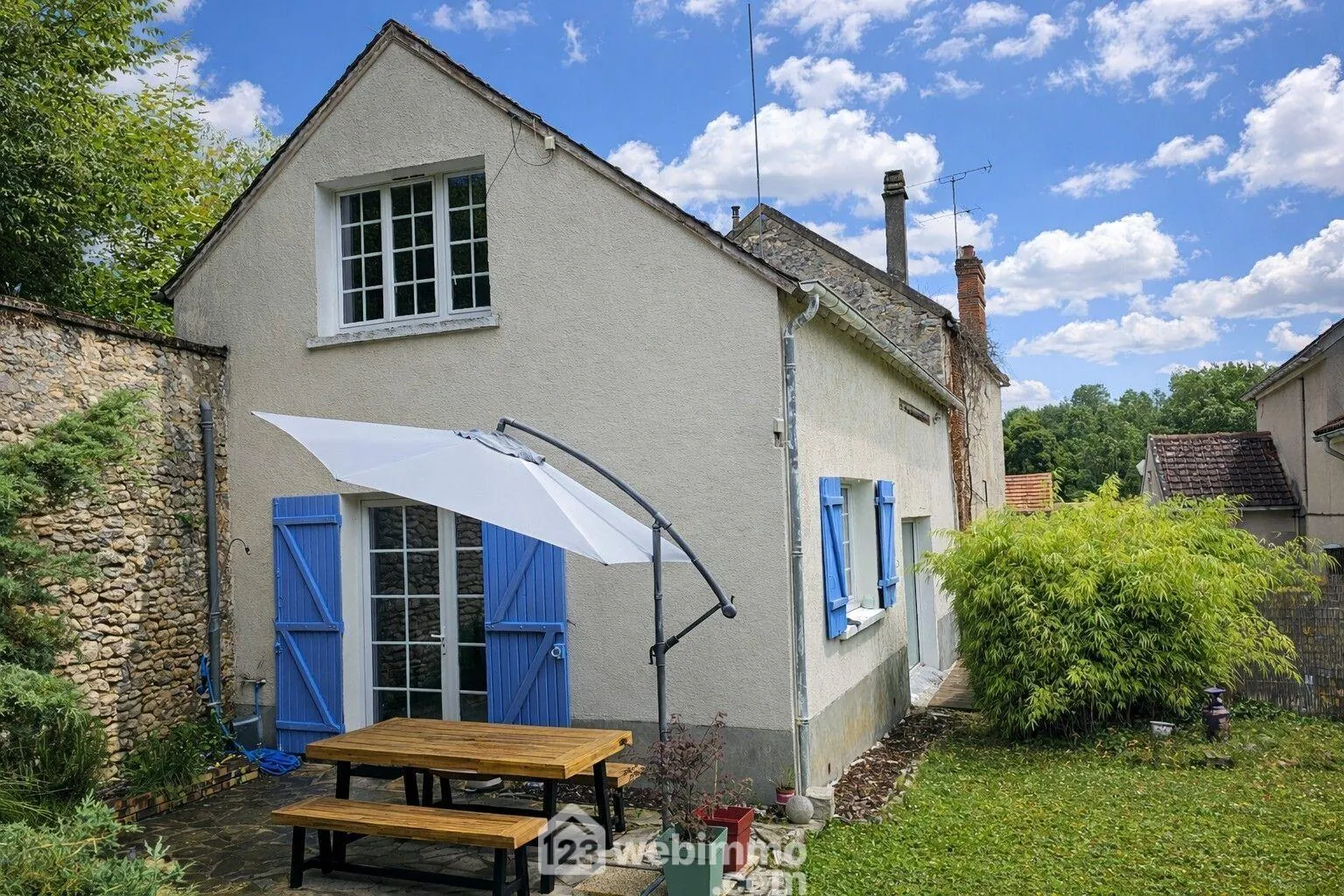 Maison rénovée de 105 m² avec jardin et dépendance à Milly-la-Forêt