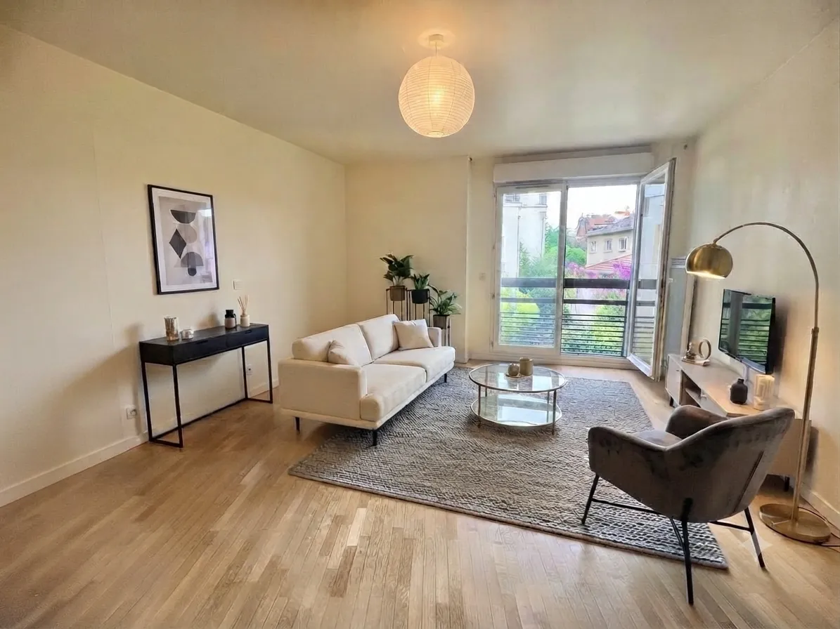Appartement 2 pièces à Nogent-sur-Marne proche RER A et commerces