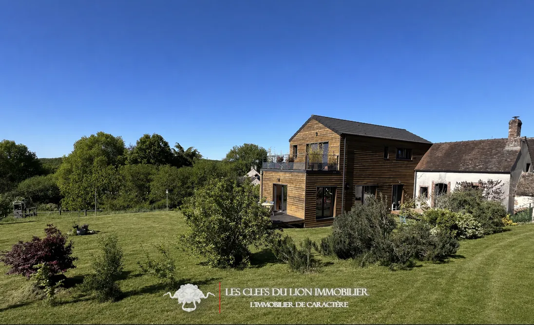 Maison contemporaine avec vue dominante à Moret-sur-Loing
