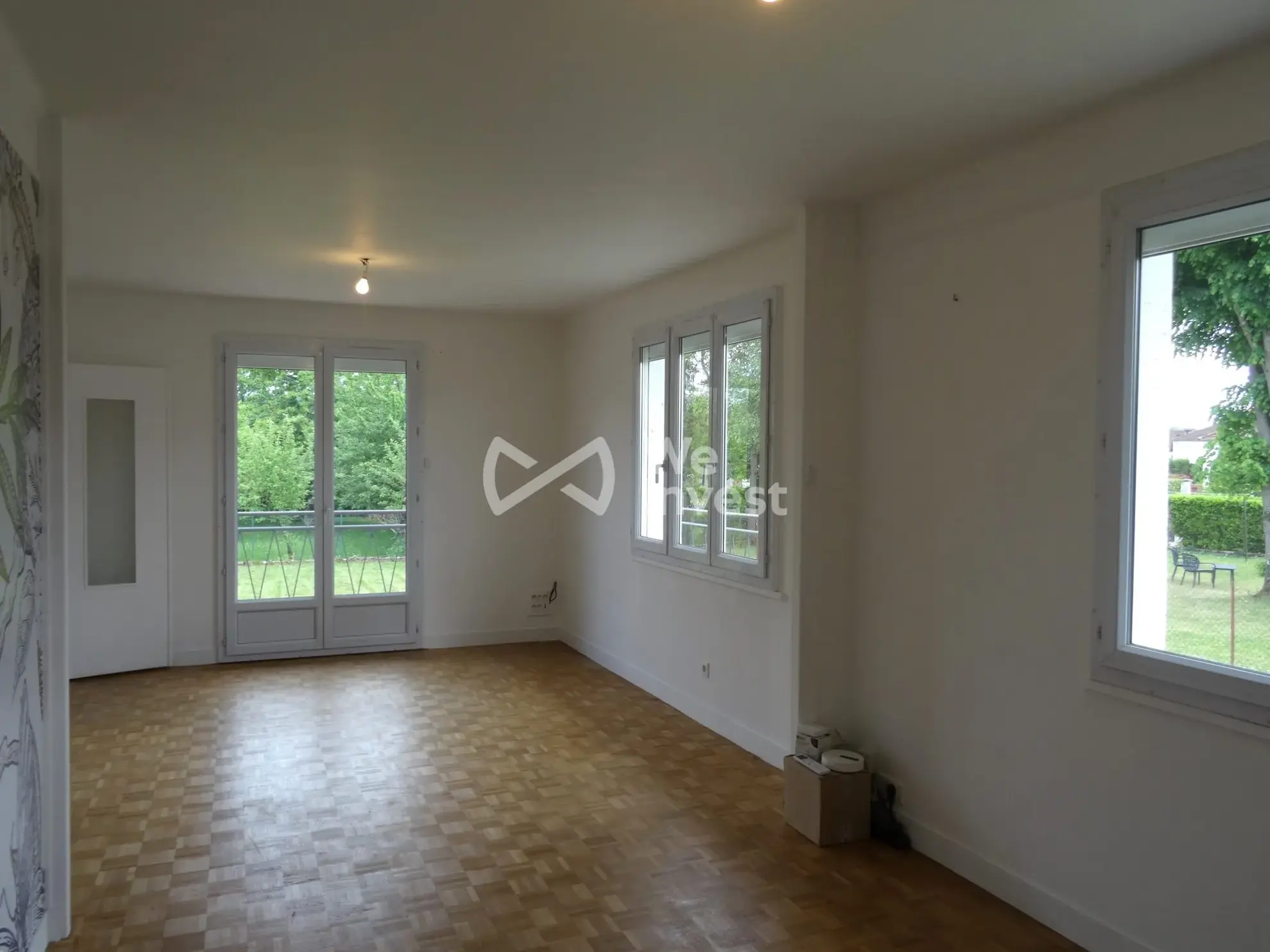 Maison à vendre à Monéteau avec sous-sol, terrain clos et équipements modernes