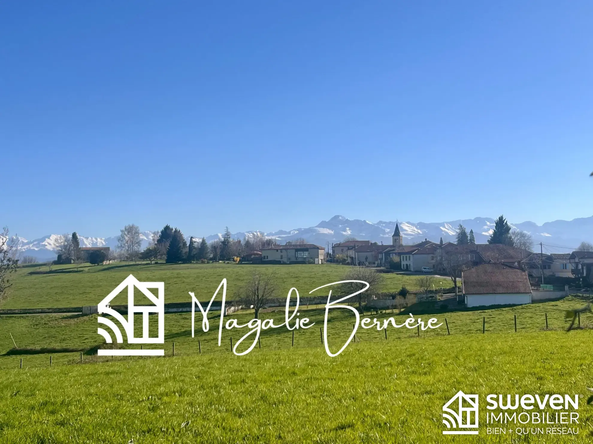 Magnifique ensemble immobilier avec vue sur les Pyrénées à Lasserre