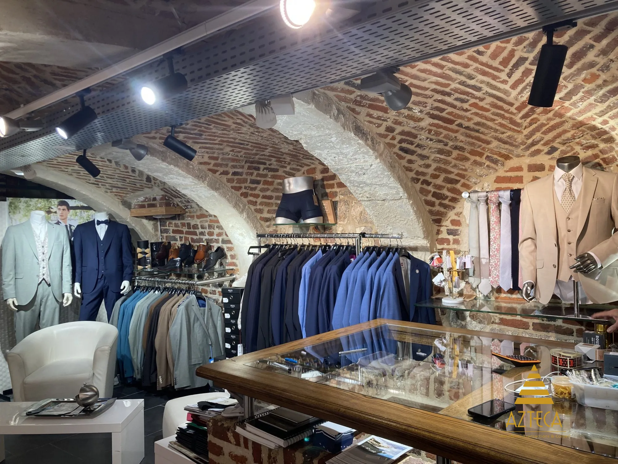 Fonds de commerce prêt-à-porter de marques premium à vendre à Cambrai