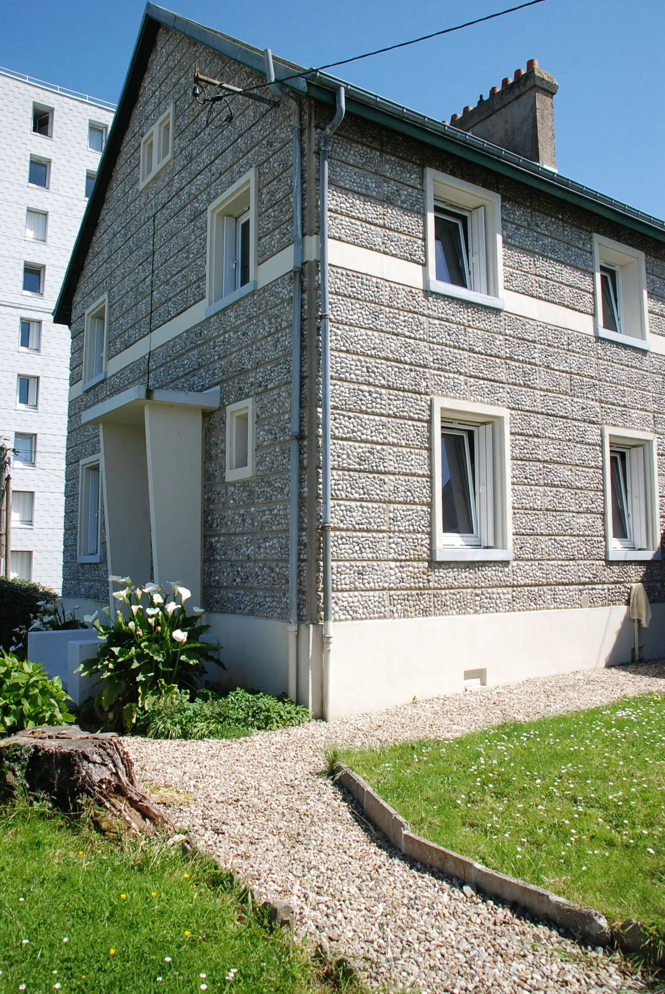 Maison à Fécamp avec jardin, garage et potentiel d'extension - Idéal primo-accédant ou investisseur
