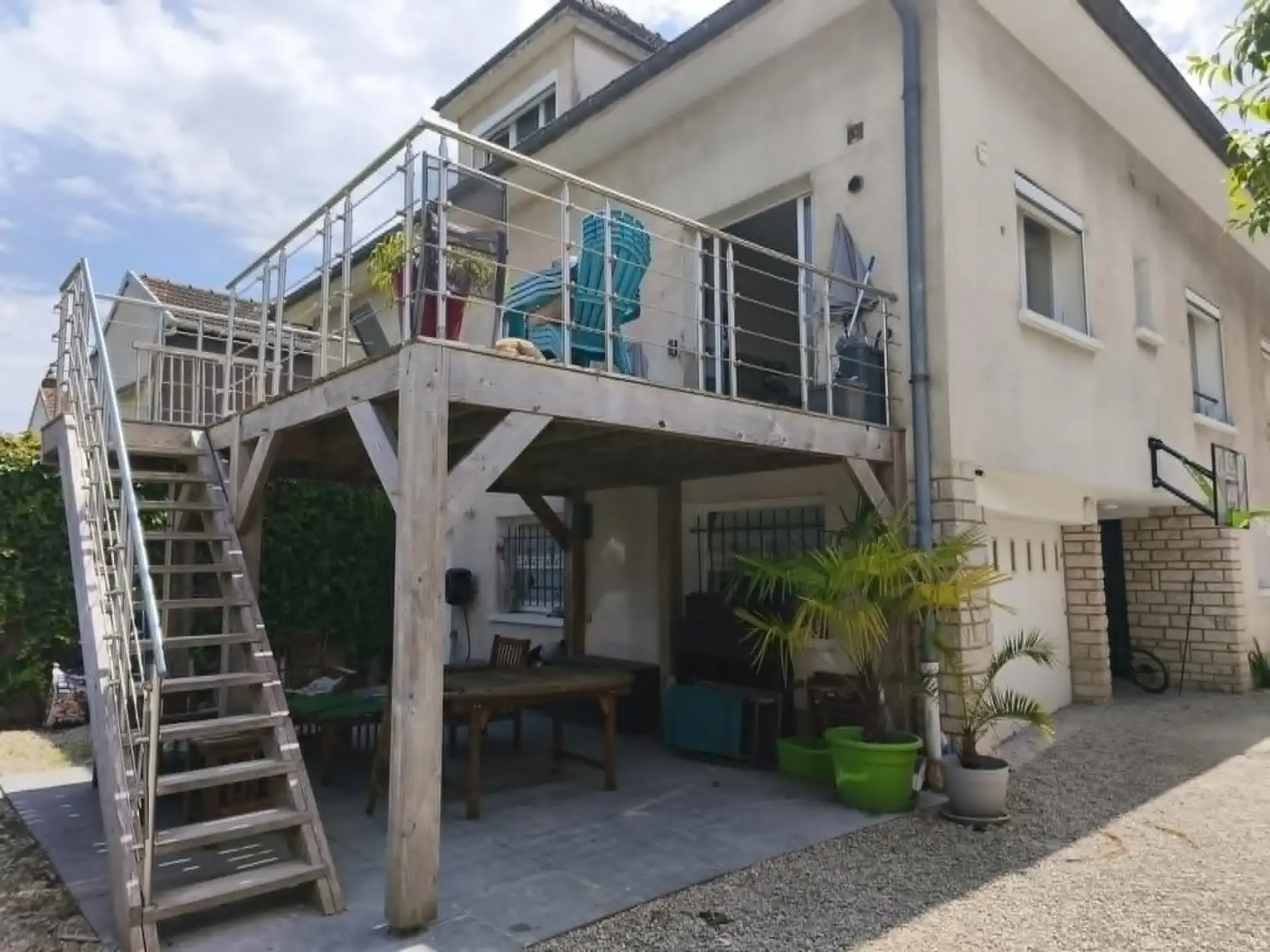 Maison familiale de 7 pièces à Romilly-sur-Seine avec potentiel et confort
