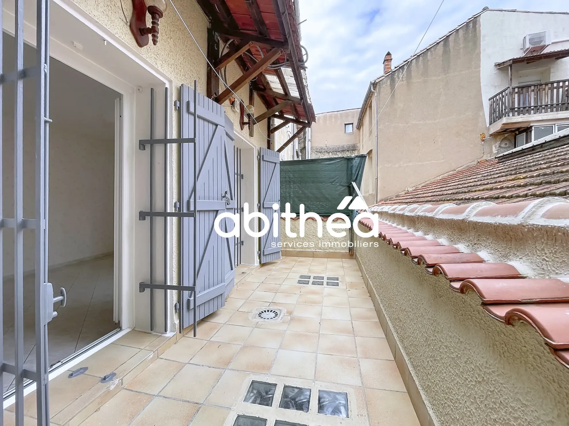 Maison de ville de 92 m² avec garage et terrasse à Béziers