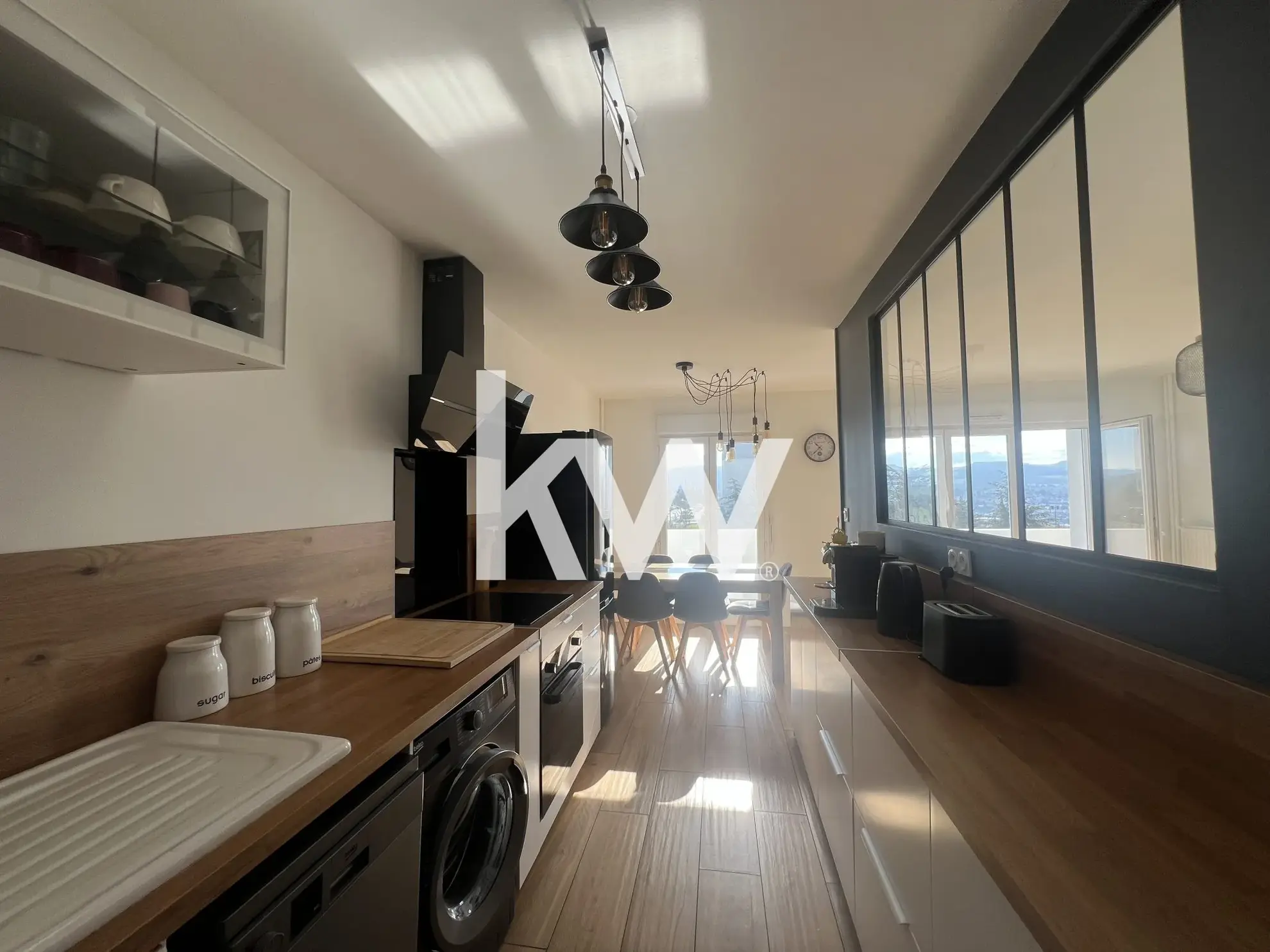 Appartement T3 meublé à vendre à Saint-Étienne, 66 m² avec ascenseur