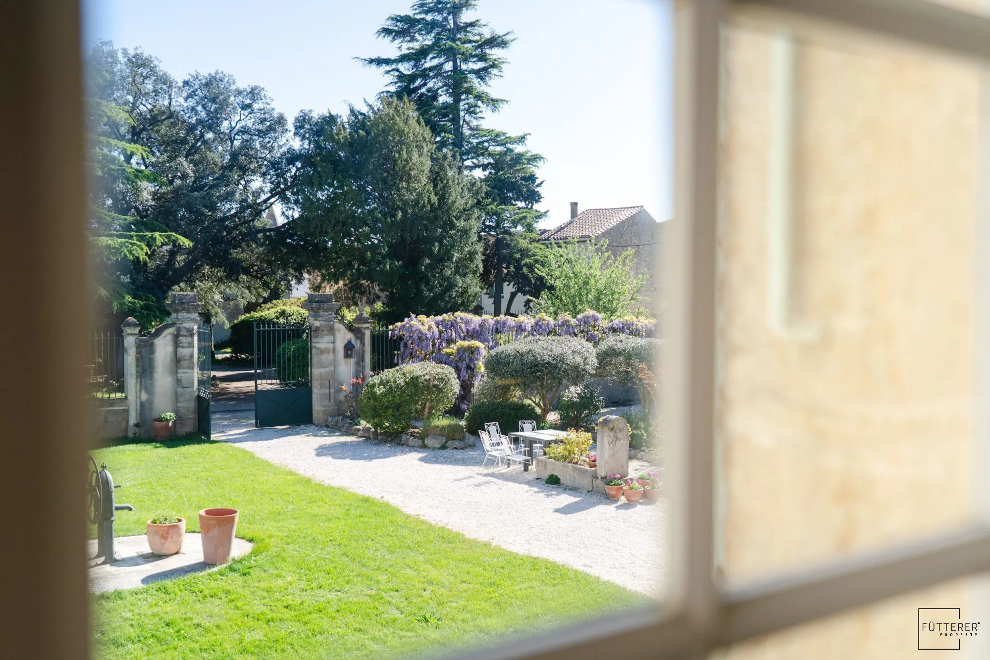 Charmante maison avec jardin, piscine chauffée et fort potentiel locatif à Saint-Nazaire-d'Aude