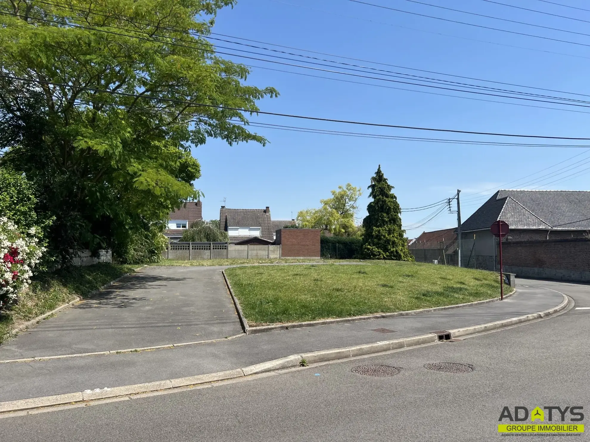 Terrain constructible de 773 m² à Brebières en centre-ville