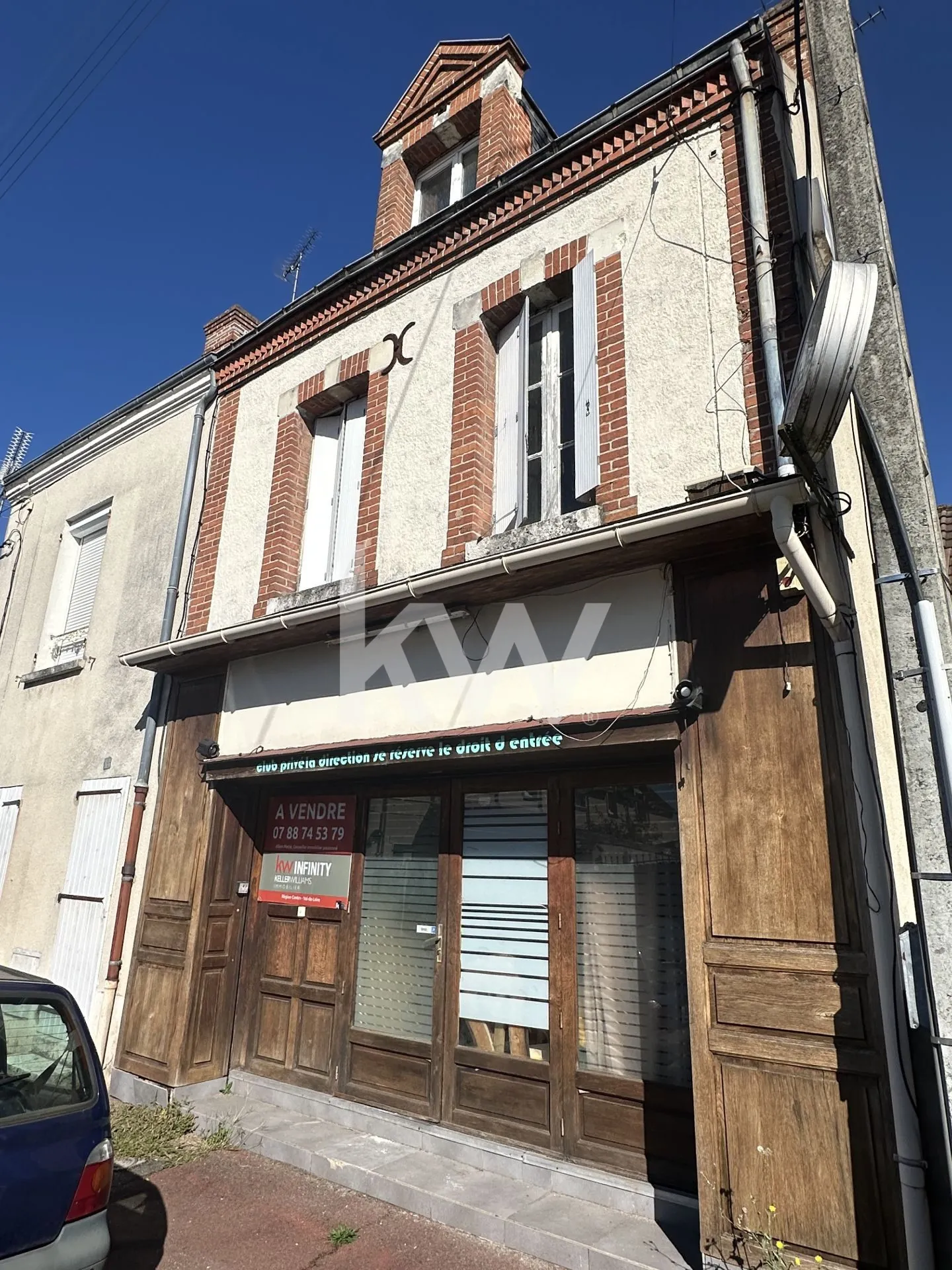 Immeuble mixte de 168 m² à Romorantin-Lanthenay, potentiel commercial et résidentiel