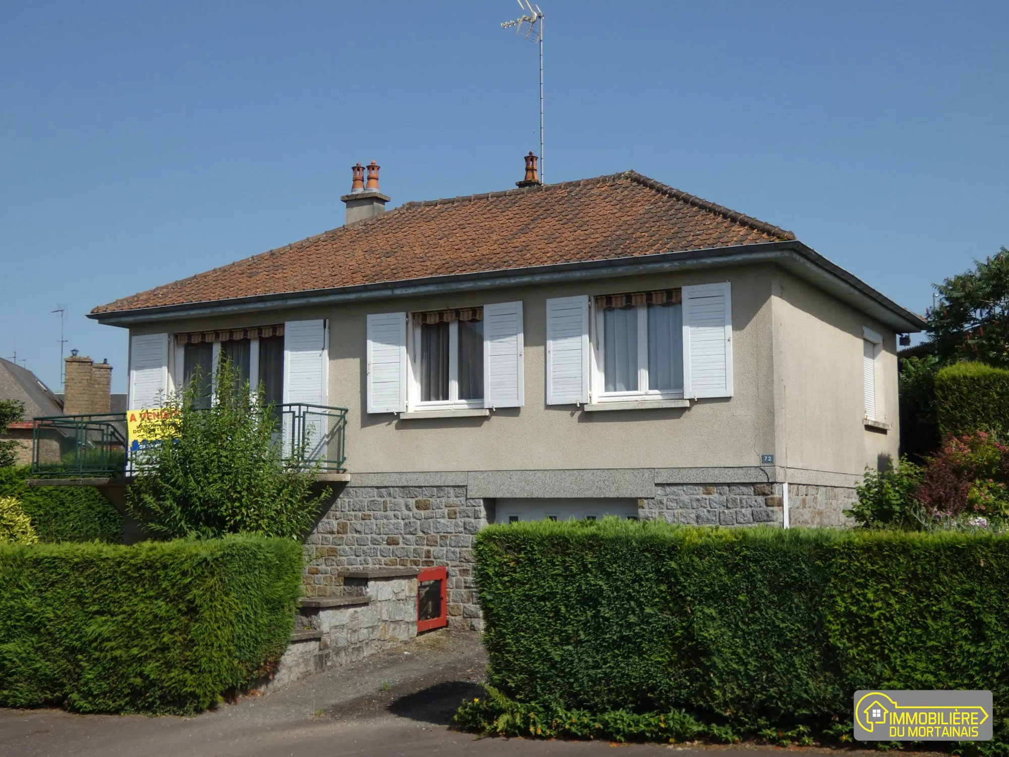 Maison à rénover avec 3 chambres sur 427 m² à Saint-Hilaire-du-Harcouët