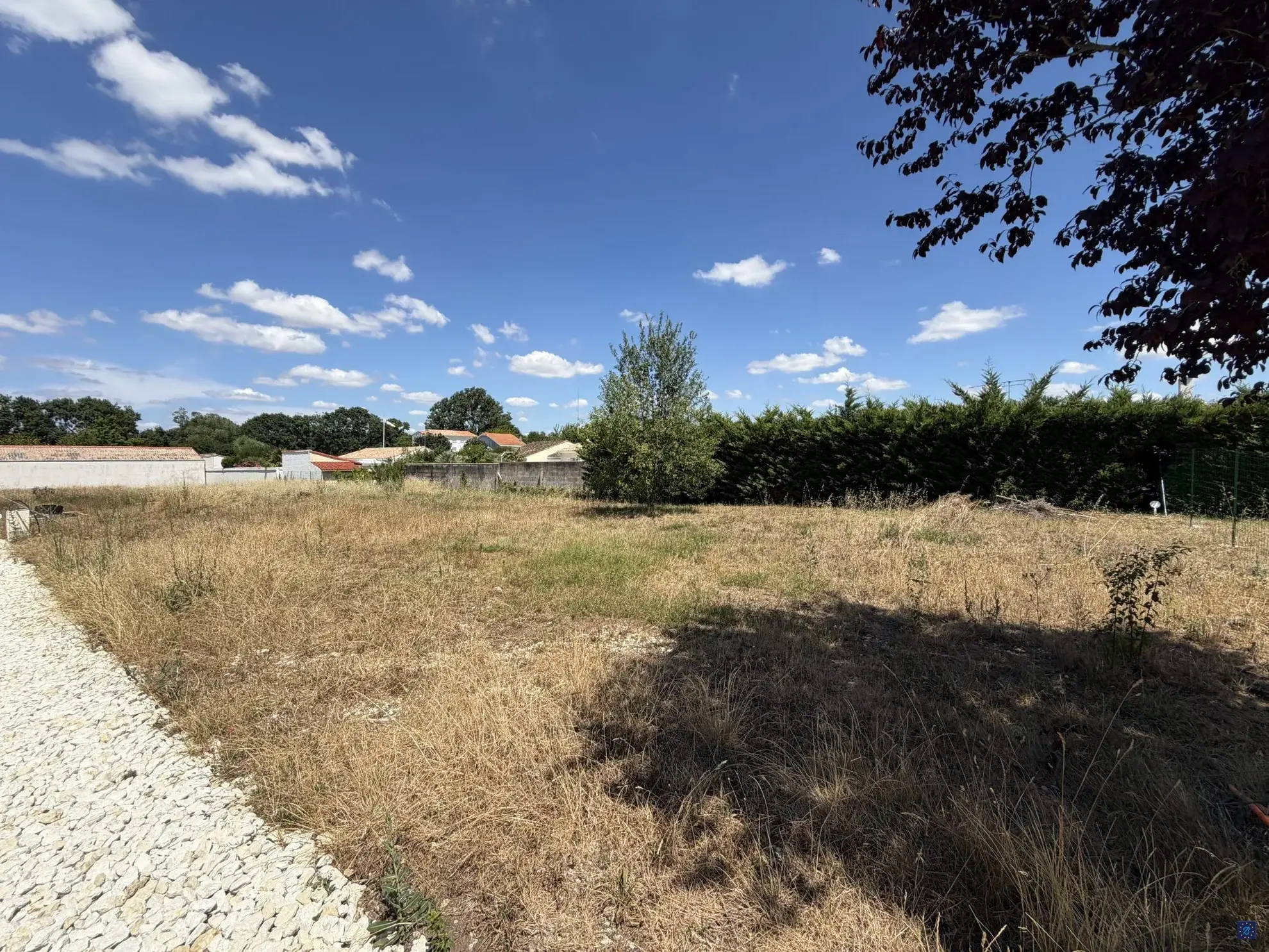 Terrain viabilisé à Saujon de 513m², proche commodités et plages