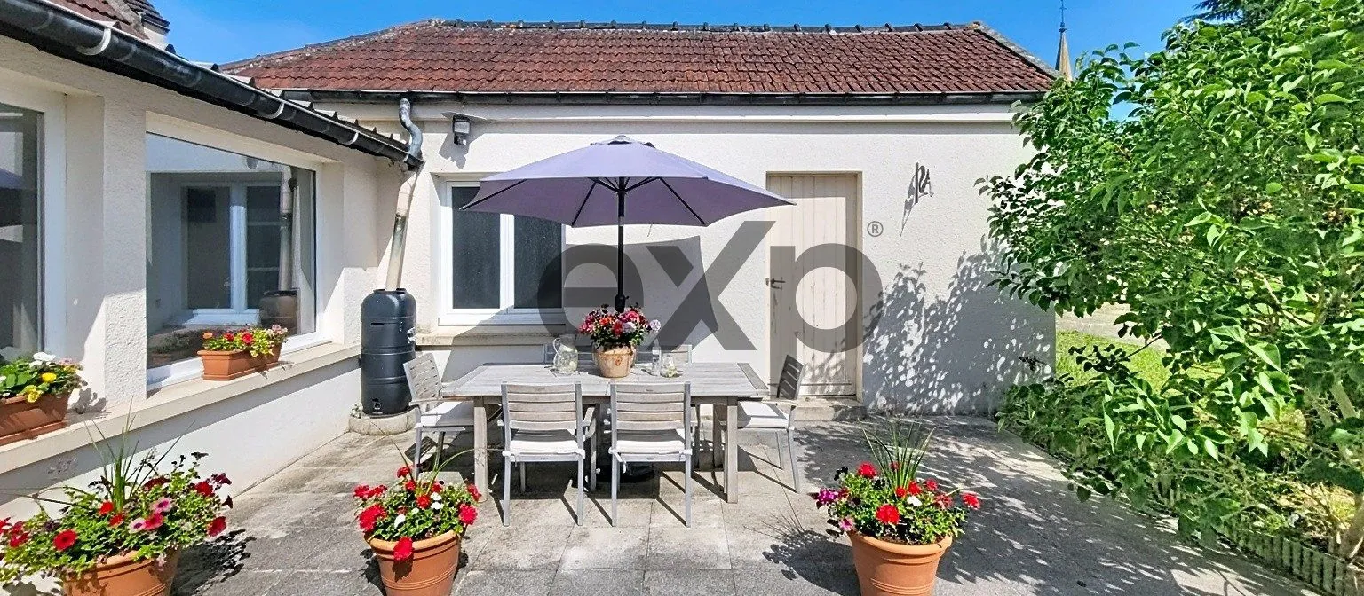 Maison individuelle rénovée de 124 m² avec jardin et garage à Quessy