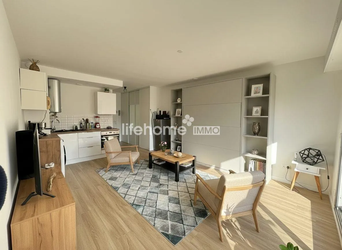 Studio rénové de 26,43 m² avec terrasse et parking à Cavalaire-sur-mer