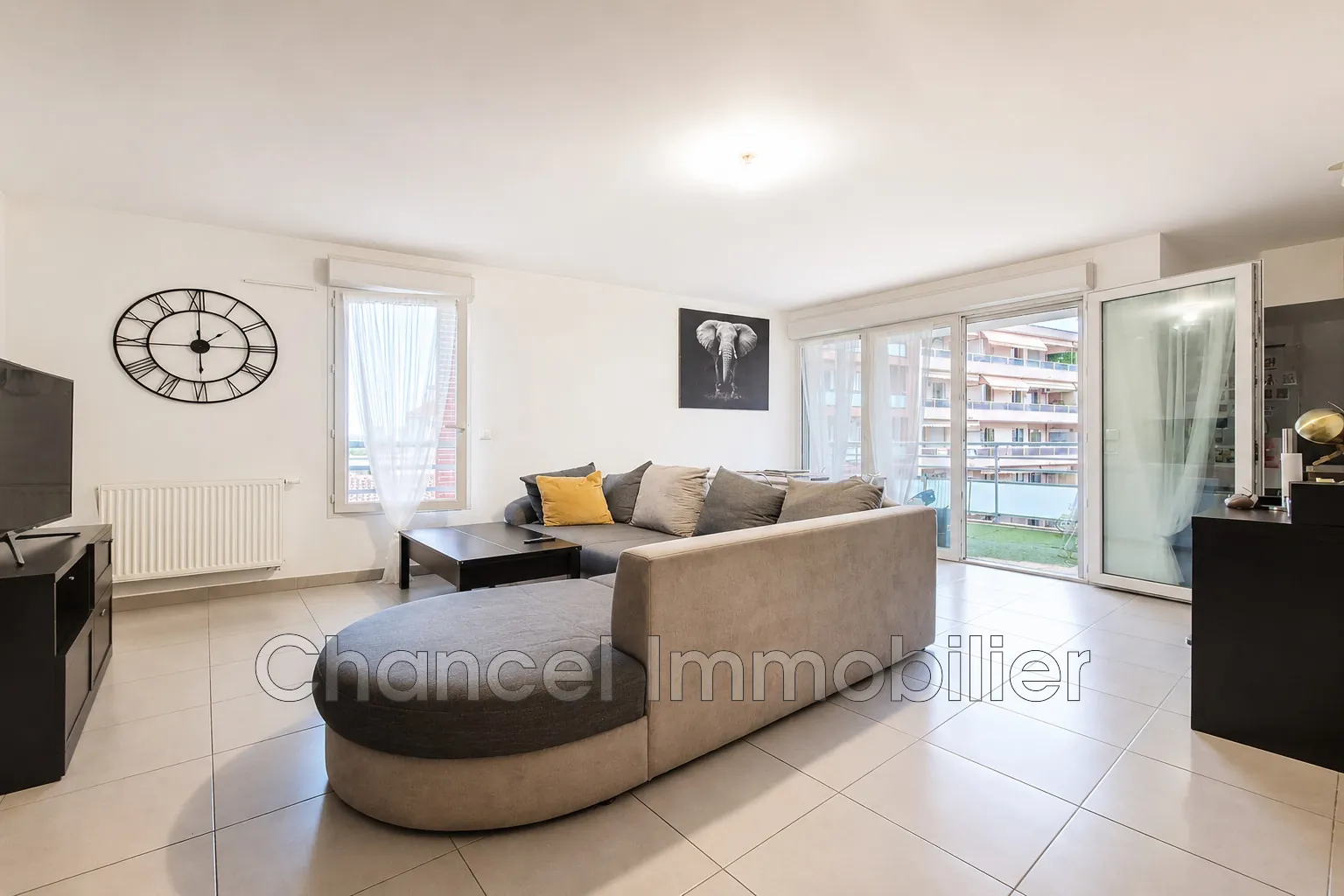Vente appartement 3 pièces avec terrasse à Saint-Laurent-du-Var